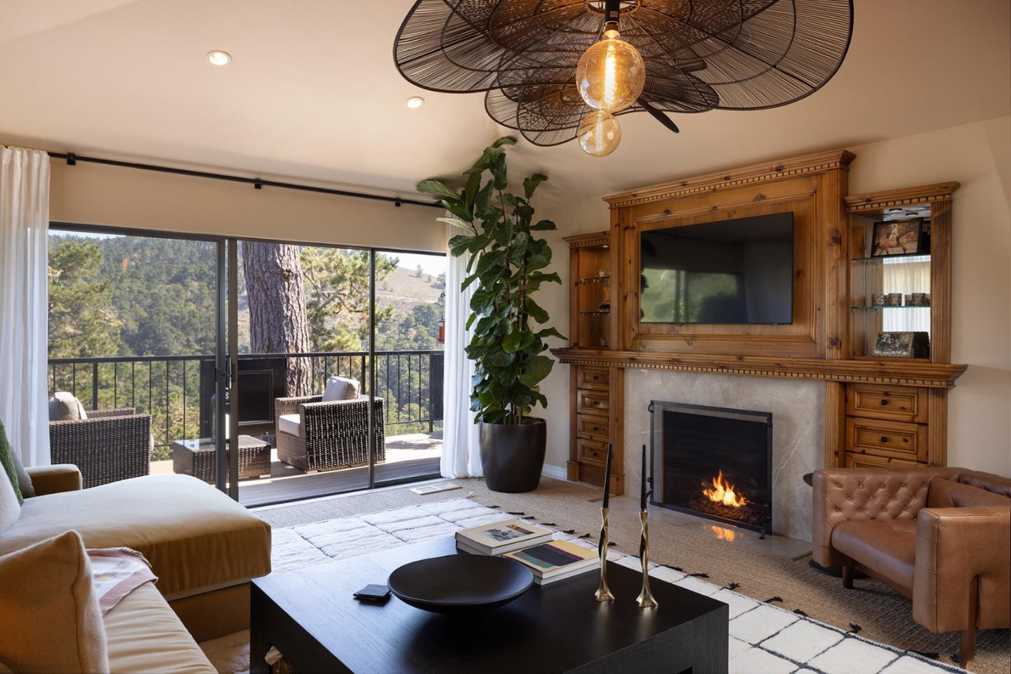 261 Del Mesa Carmel