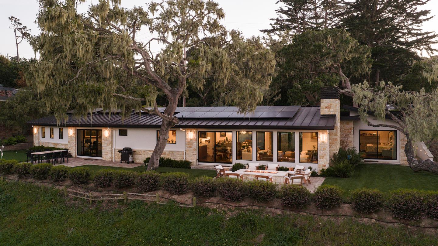 2931 Sloat Road
