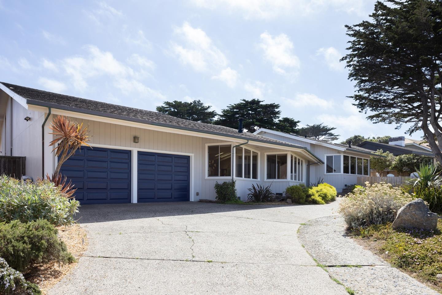 1209 Ocean View BLVD
