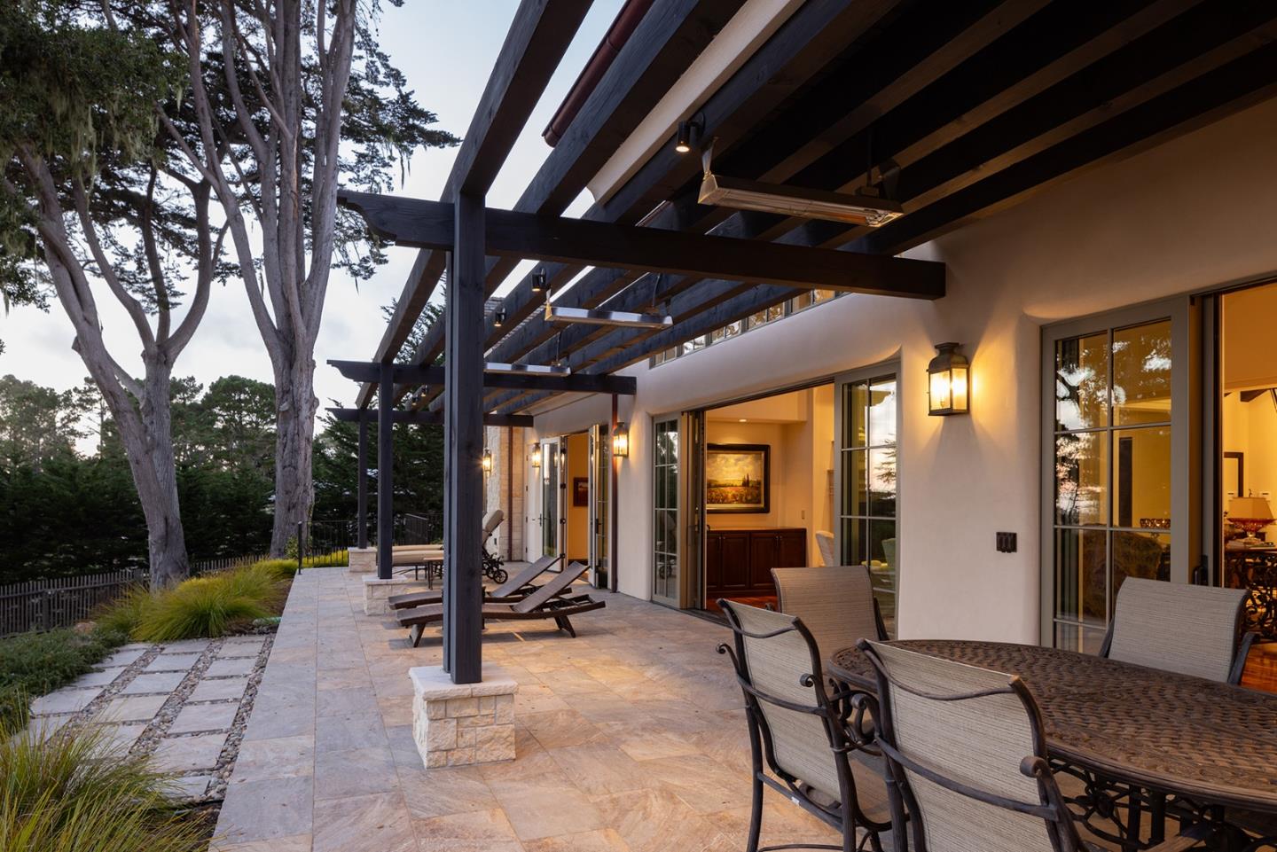 1540 Viscaino Road