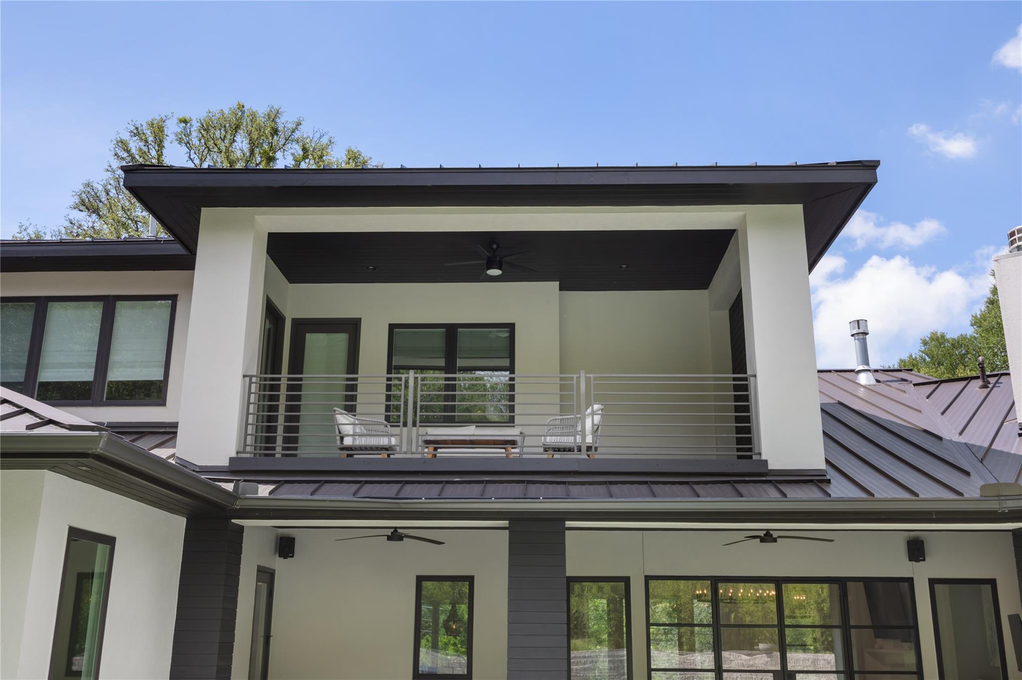 5103 ROLLINGWOOD DR
