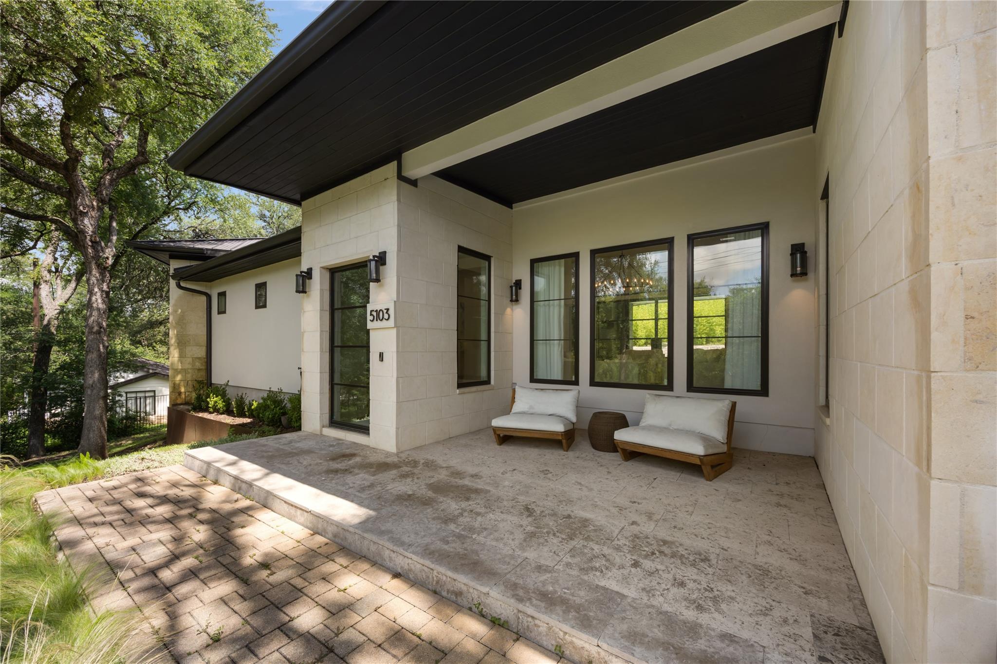 5103 ROLLINGWOOD DR