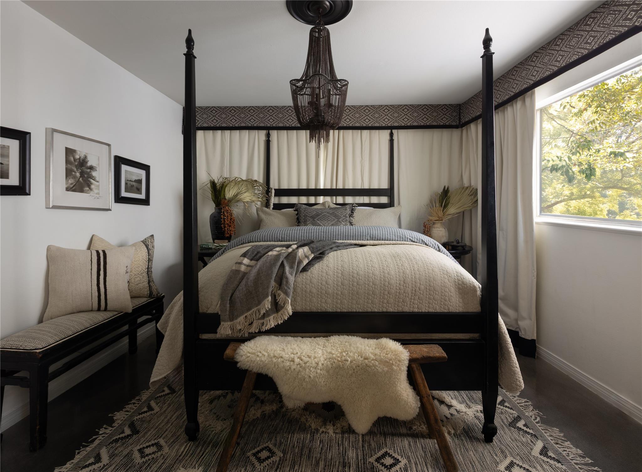 5205 Creekline DR, Austin