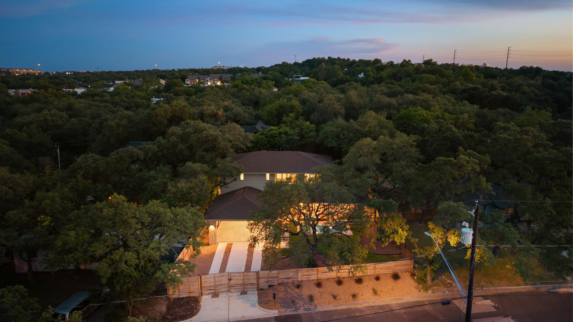 803 Herndon LN