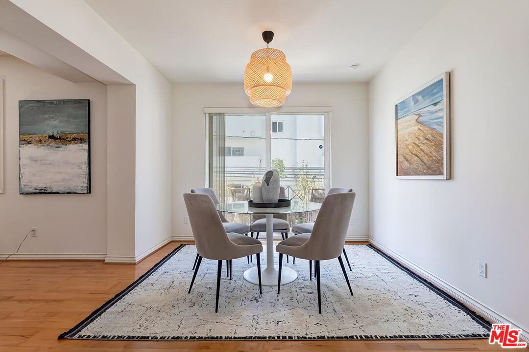1241 S Westgate Ave Unit: 203