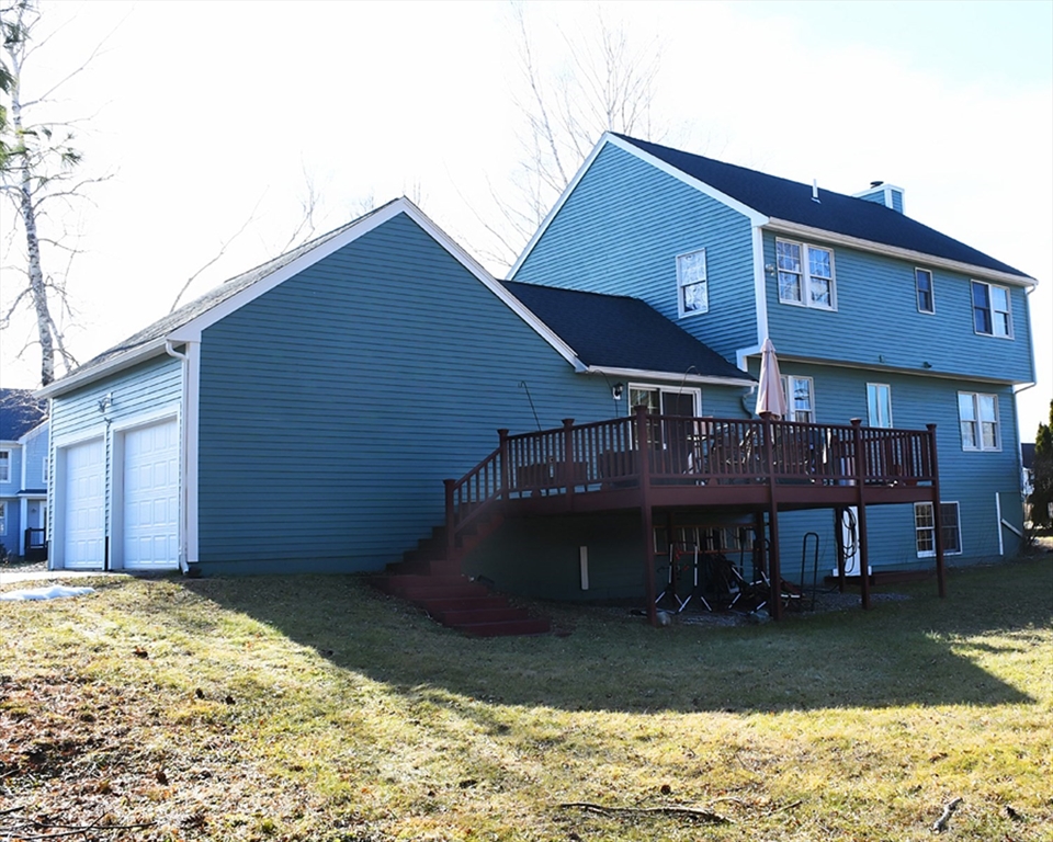 10 Pheasant Run Drive