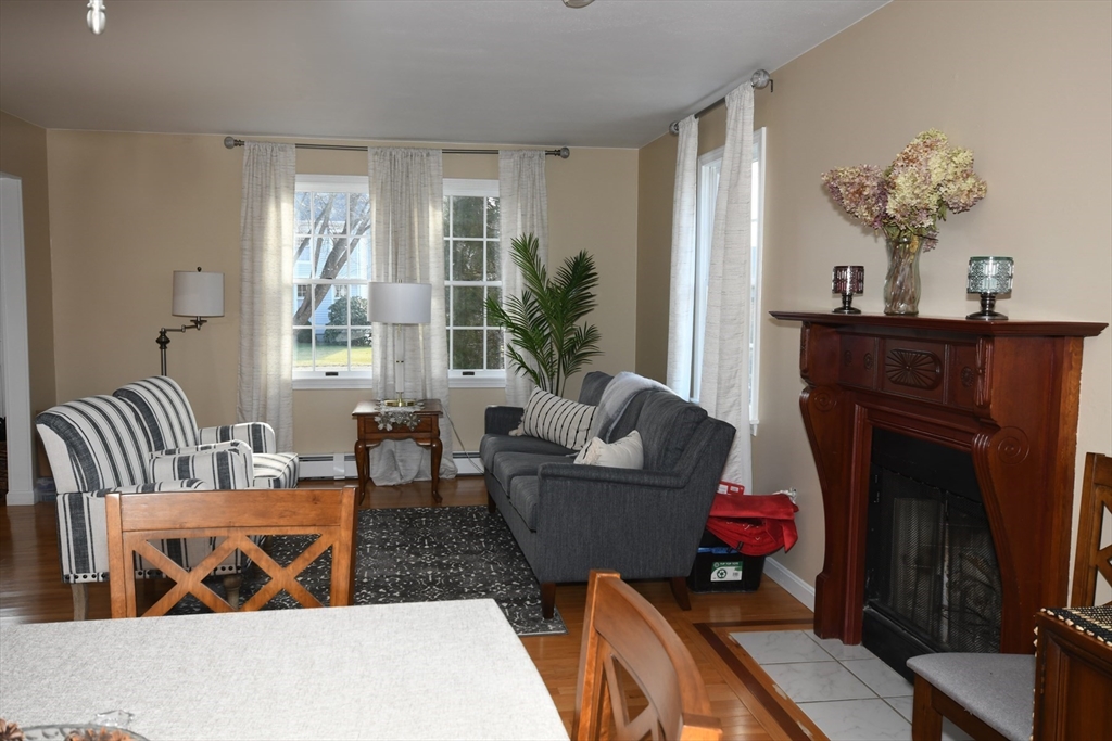 10 Pheasant Run Drive