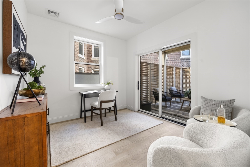51 North Margin St # 1
