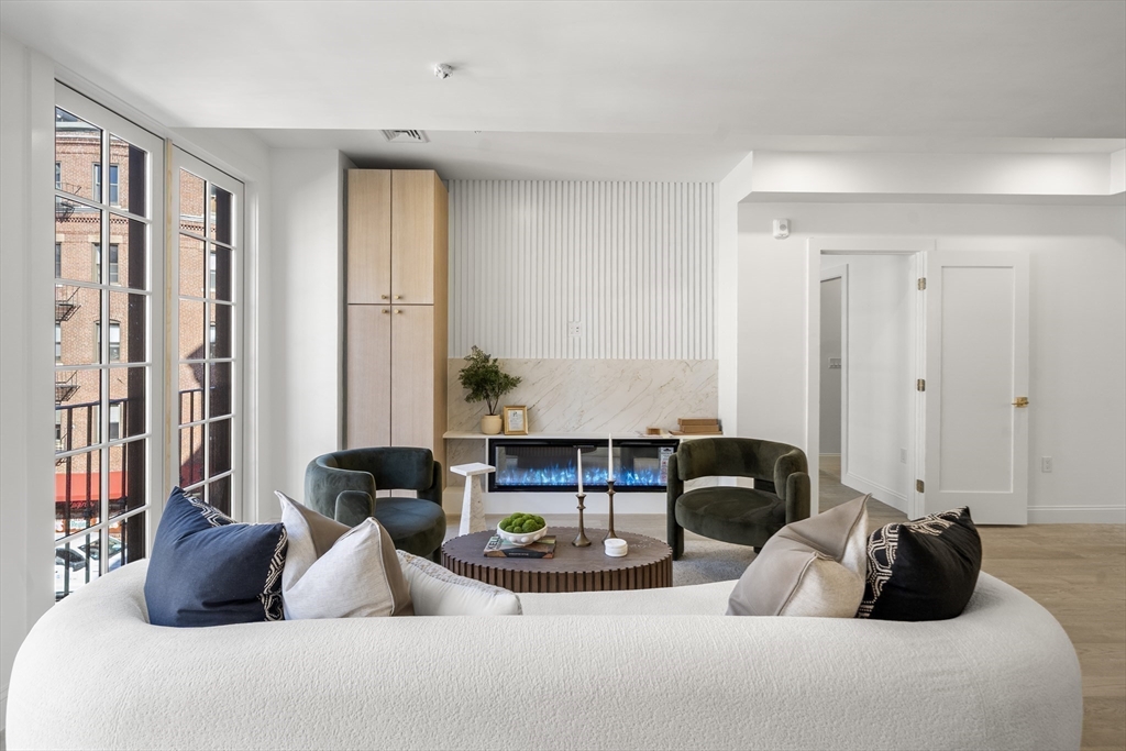 51 North Margin St # 1