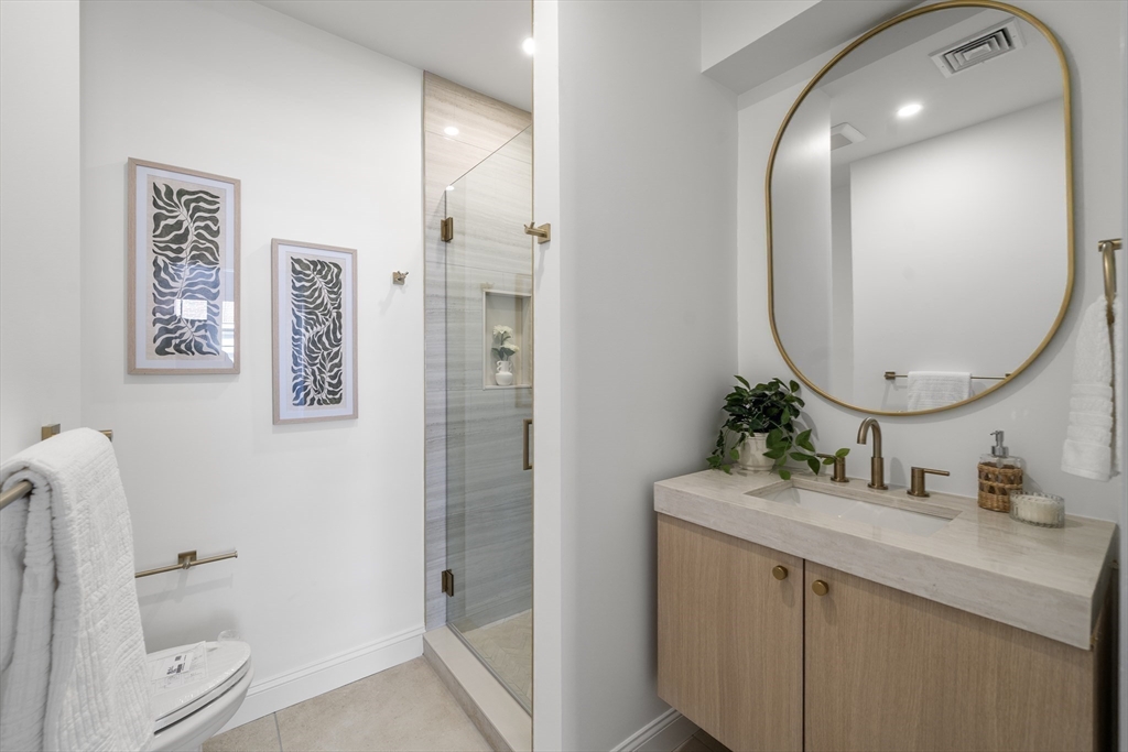 51 North Margin St # 2