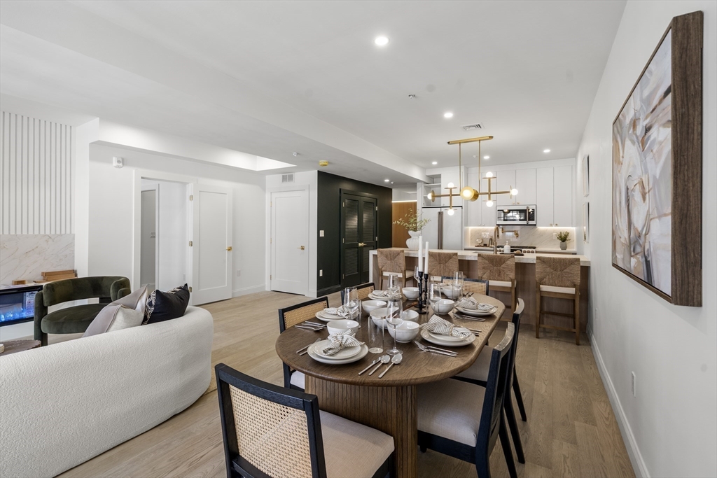 51 North Margin St # 3