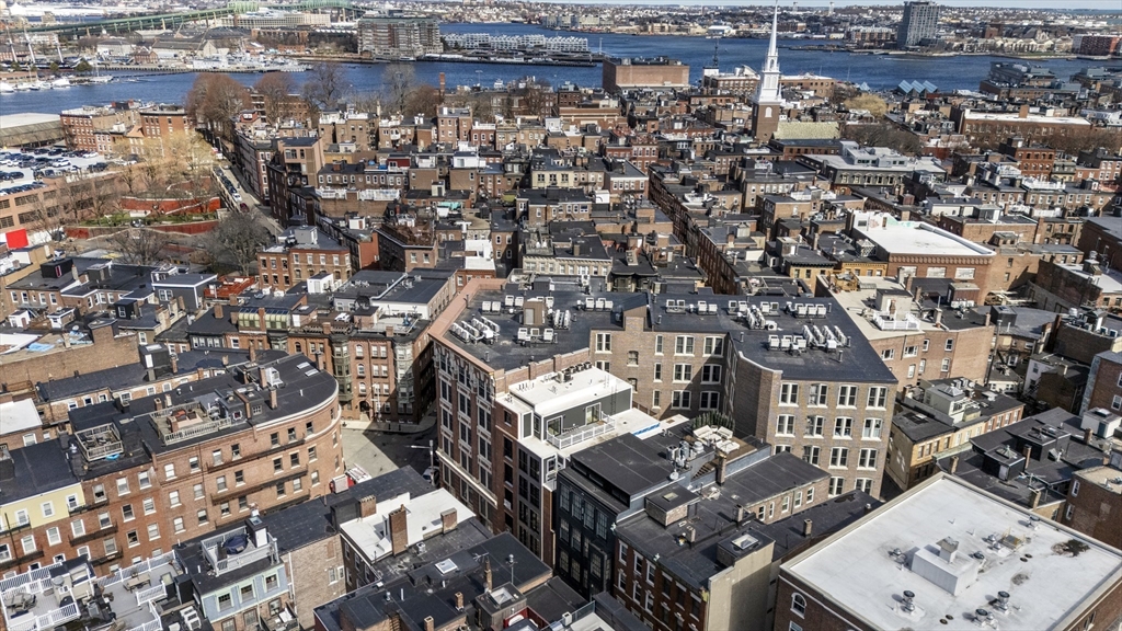 51 North Margin St # 4