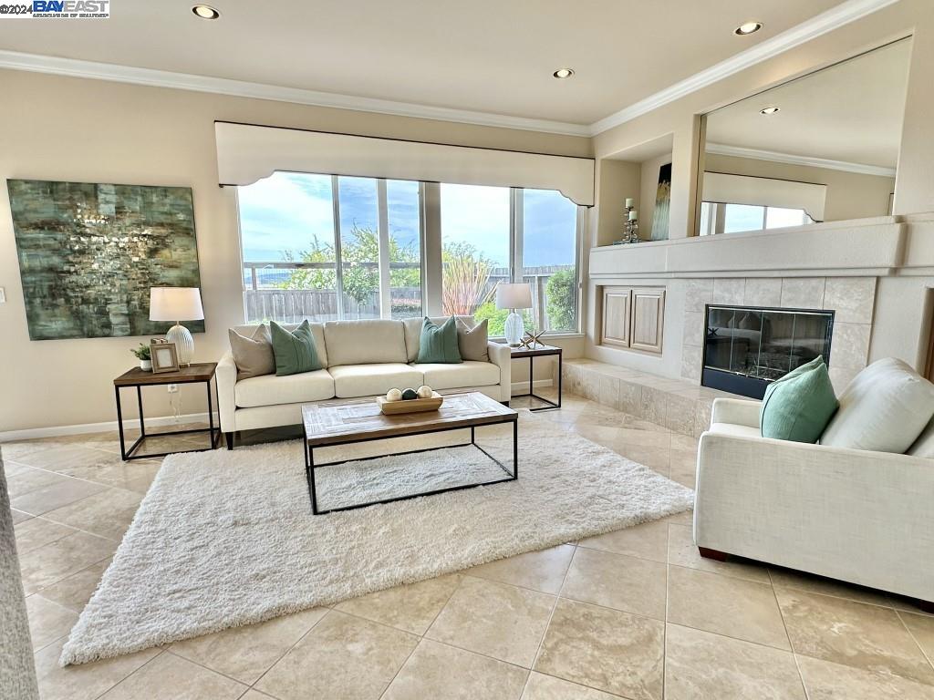 5192 Silver Birch Dr