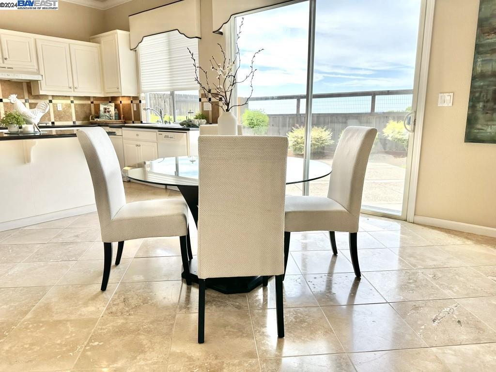 5192 Silver Birch Dr