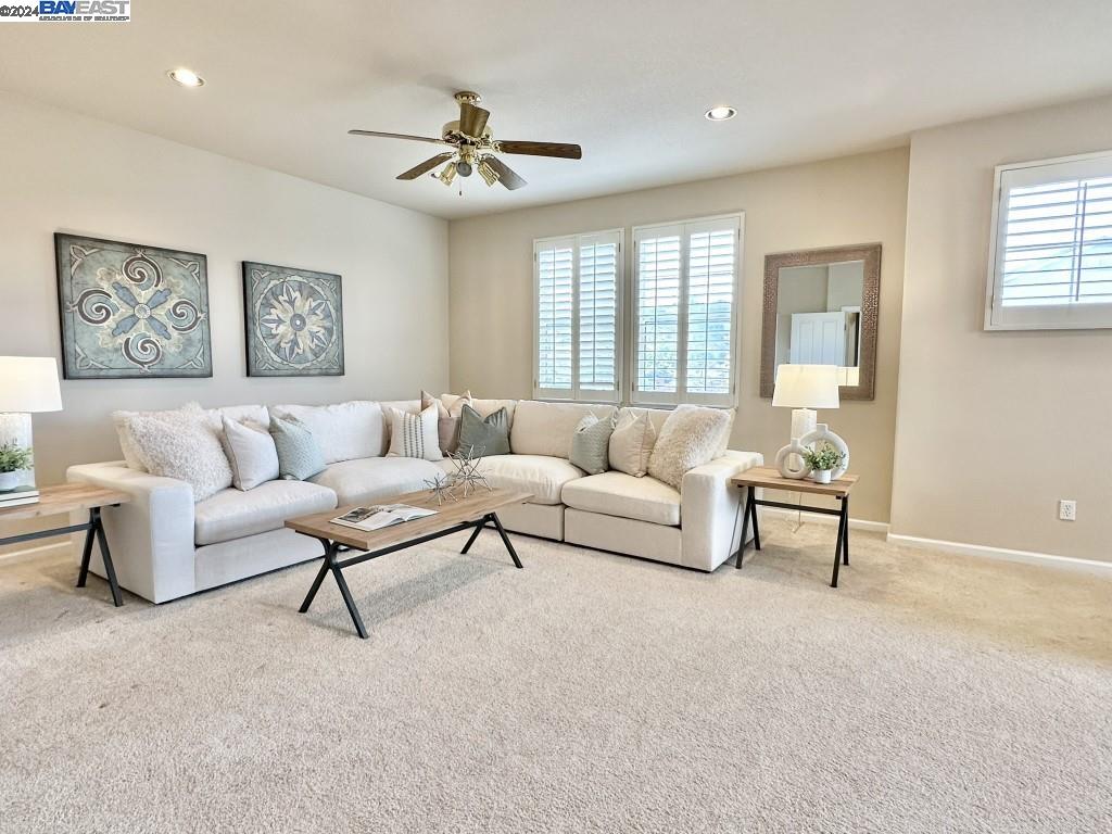 5192 Silver Birch Dr