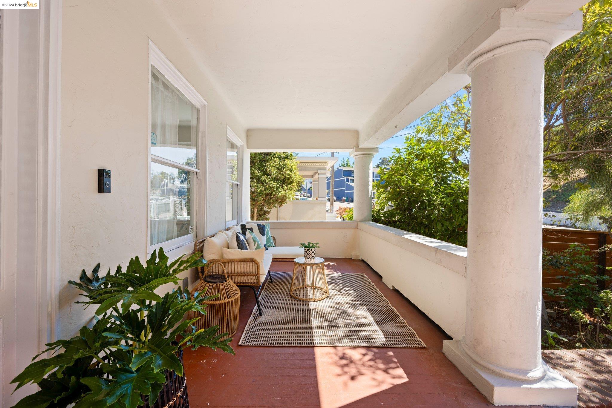 174 Santa Clara Ave