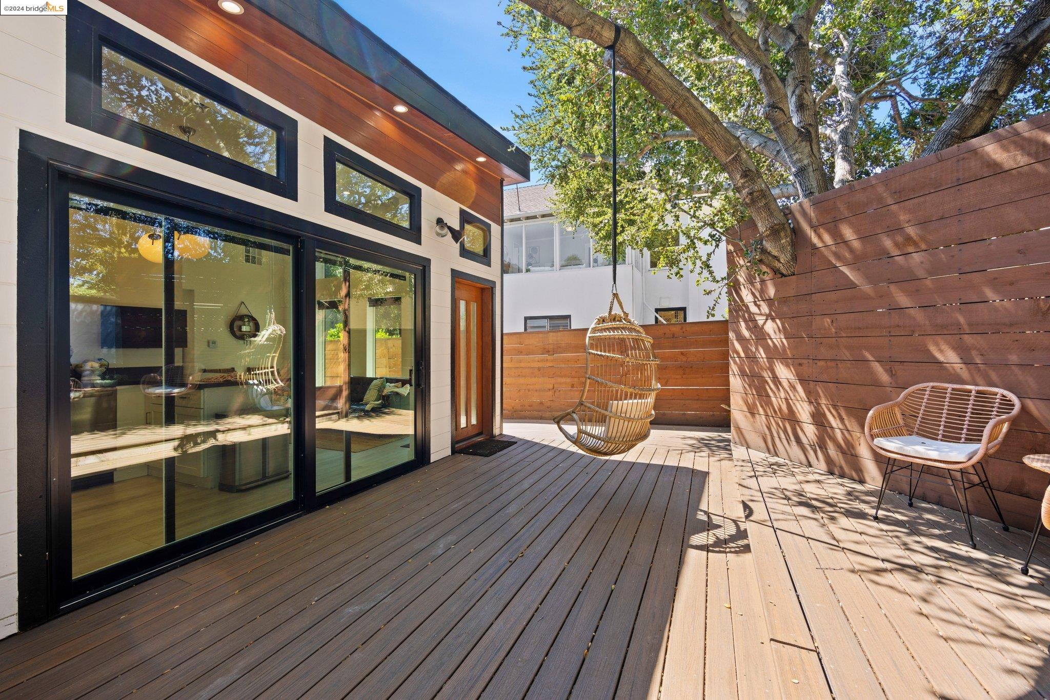 174 Santa Clara