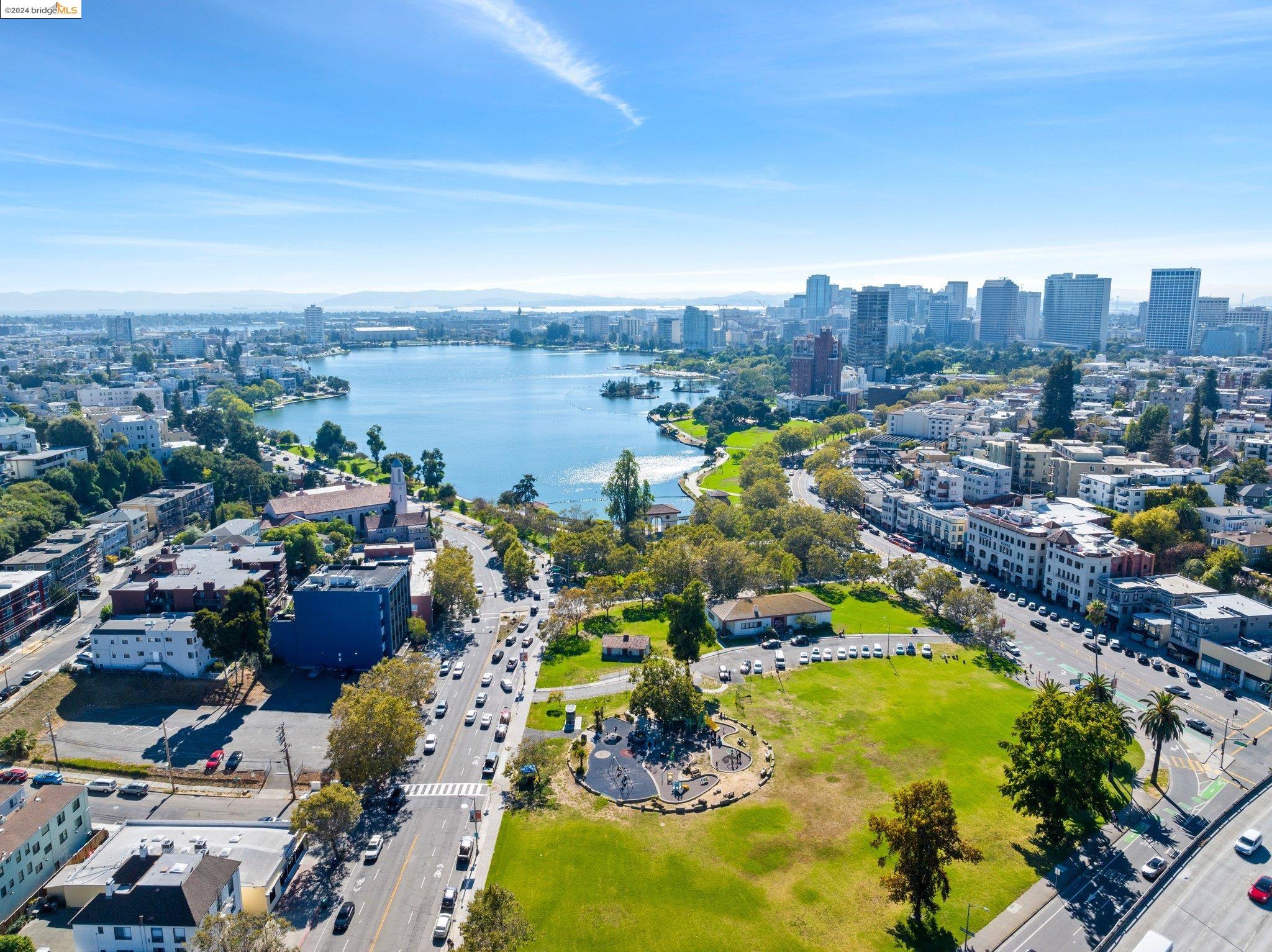 174 Santa Clara