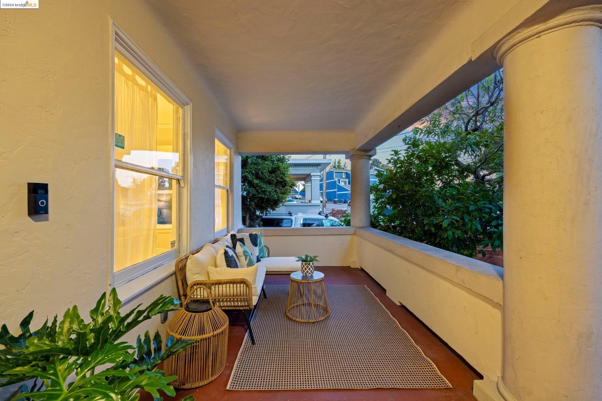 174 Santa Clara