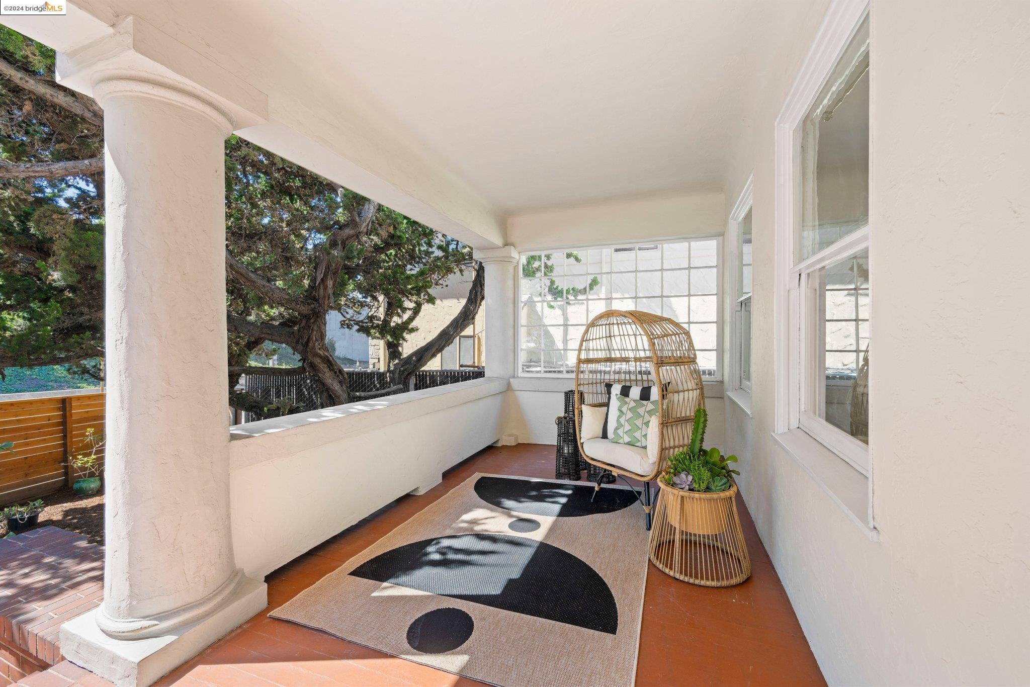 174 Santa Clara