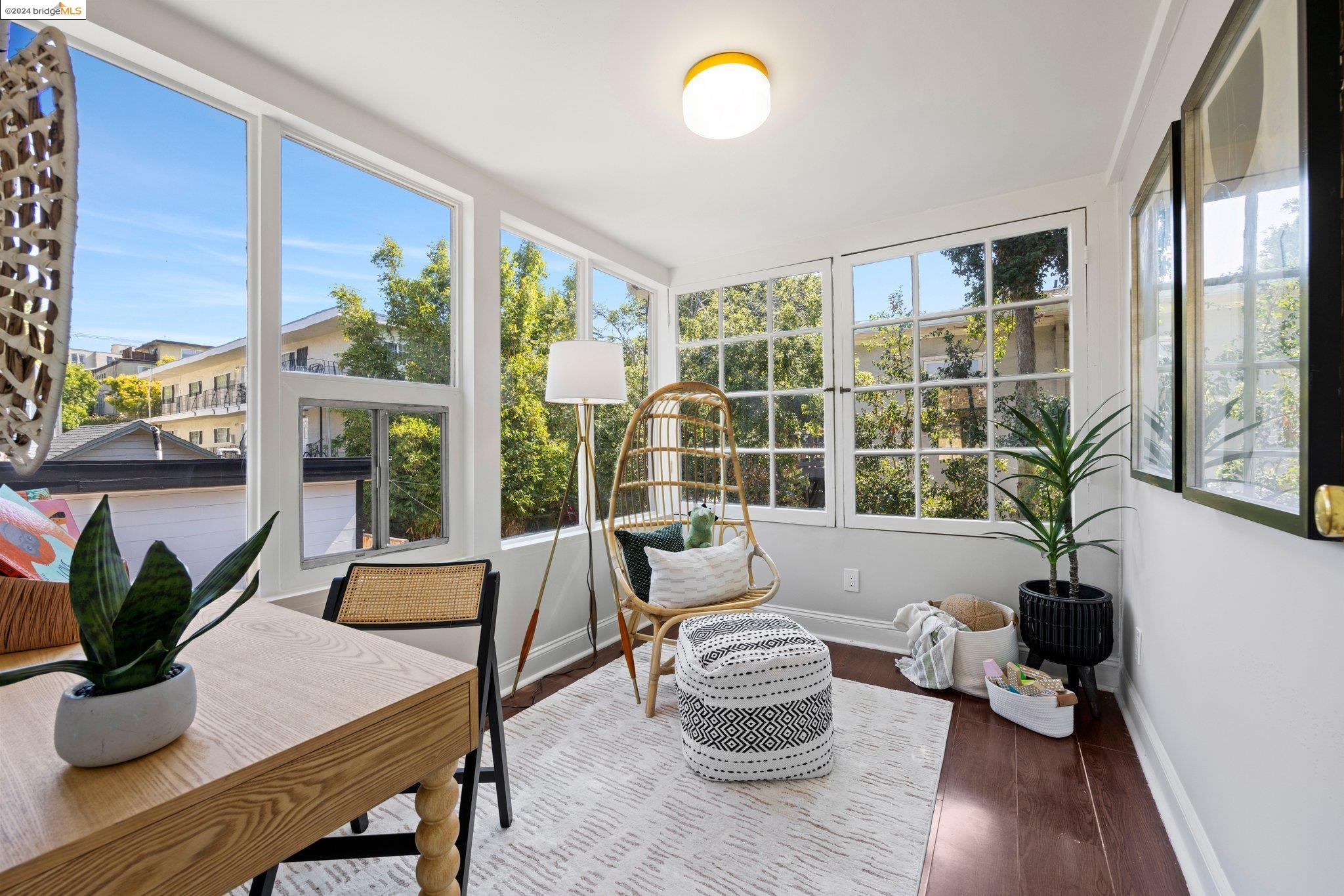 174 Santa Clara