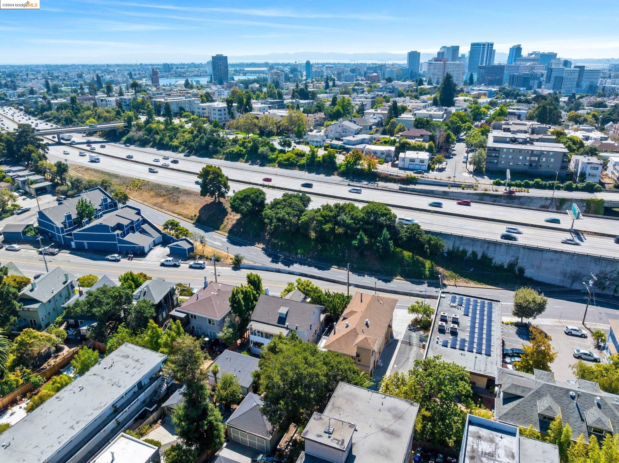 174 Santa Clara