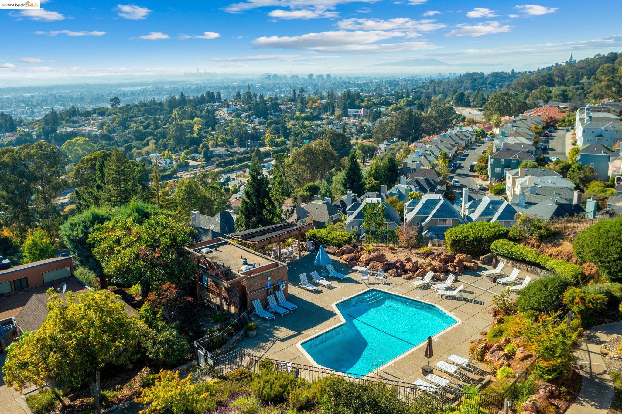 11 Sereno Cir