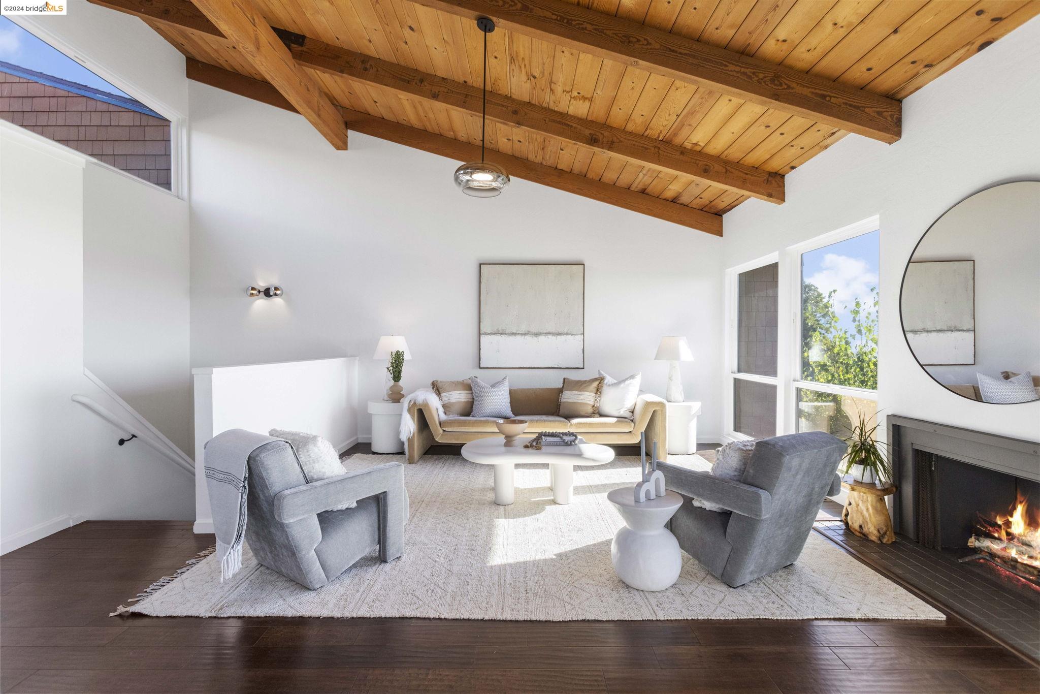 11 Sereno Cir