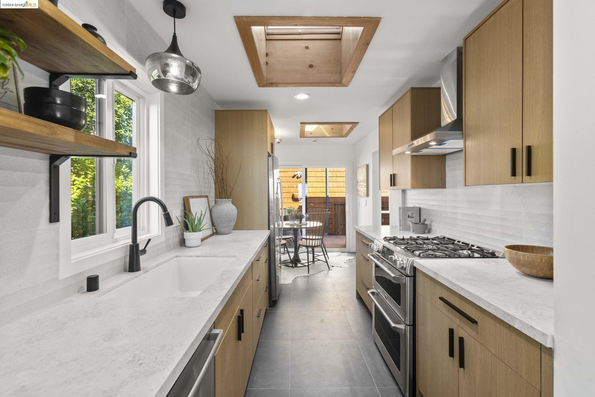 11 Sereno Cir