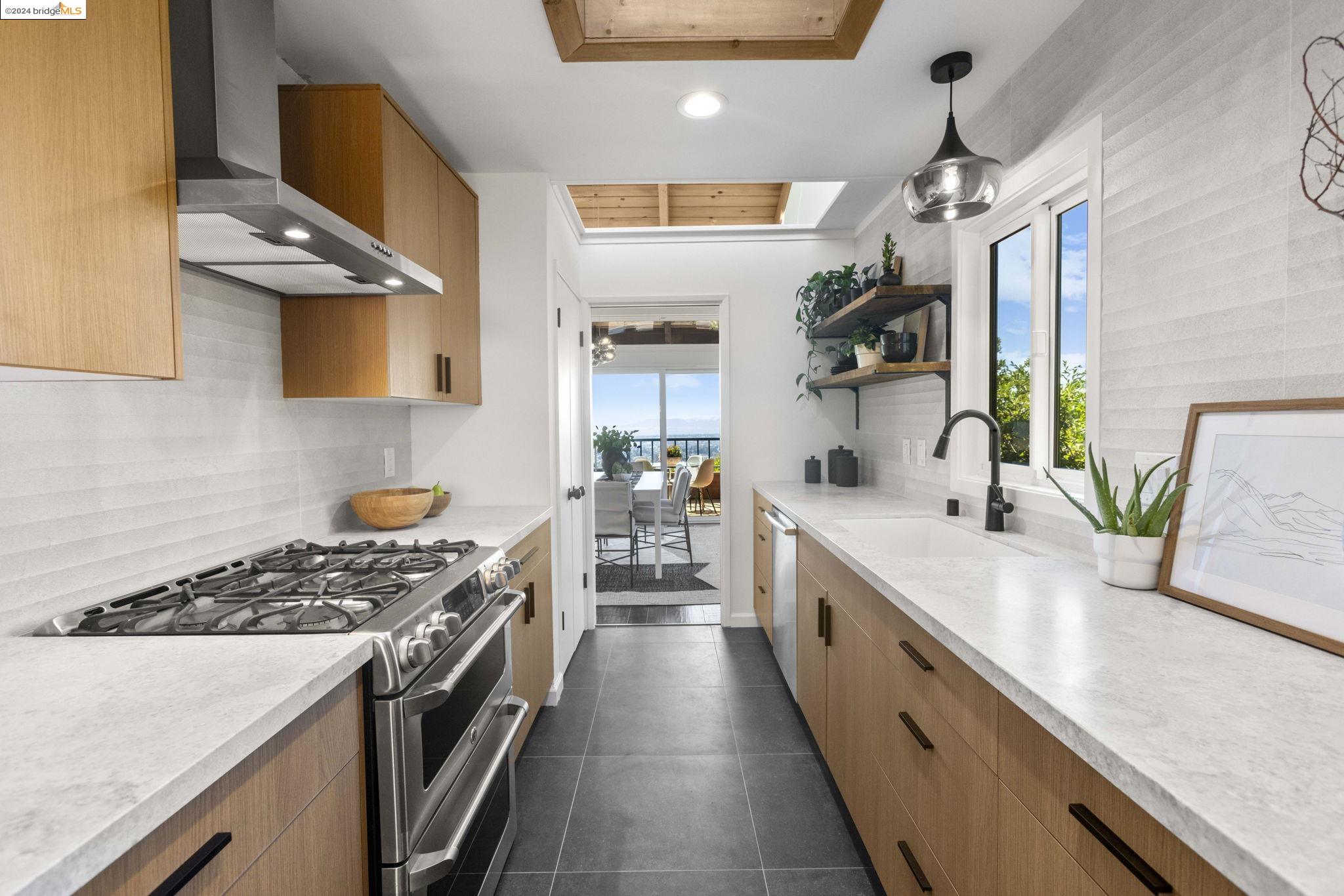 11 Sereno Cir