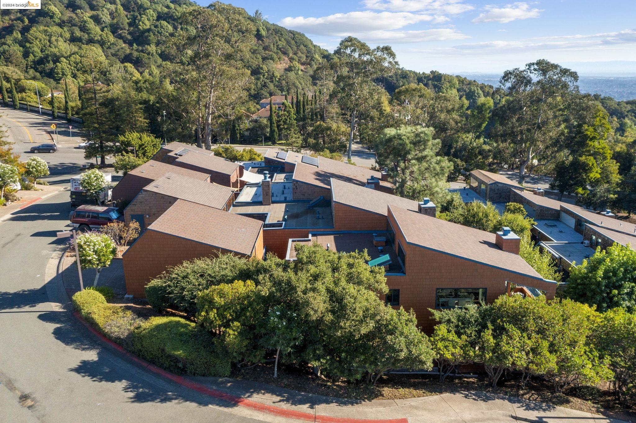 11 Sereno Cir