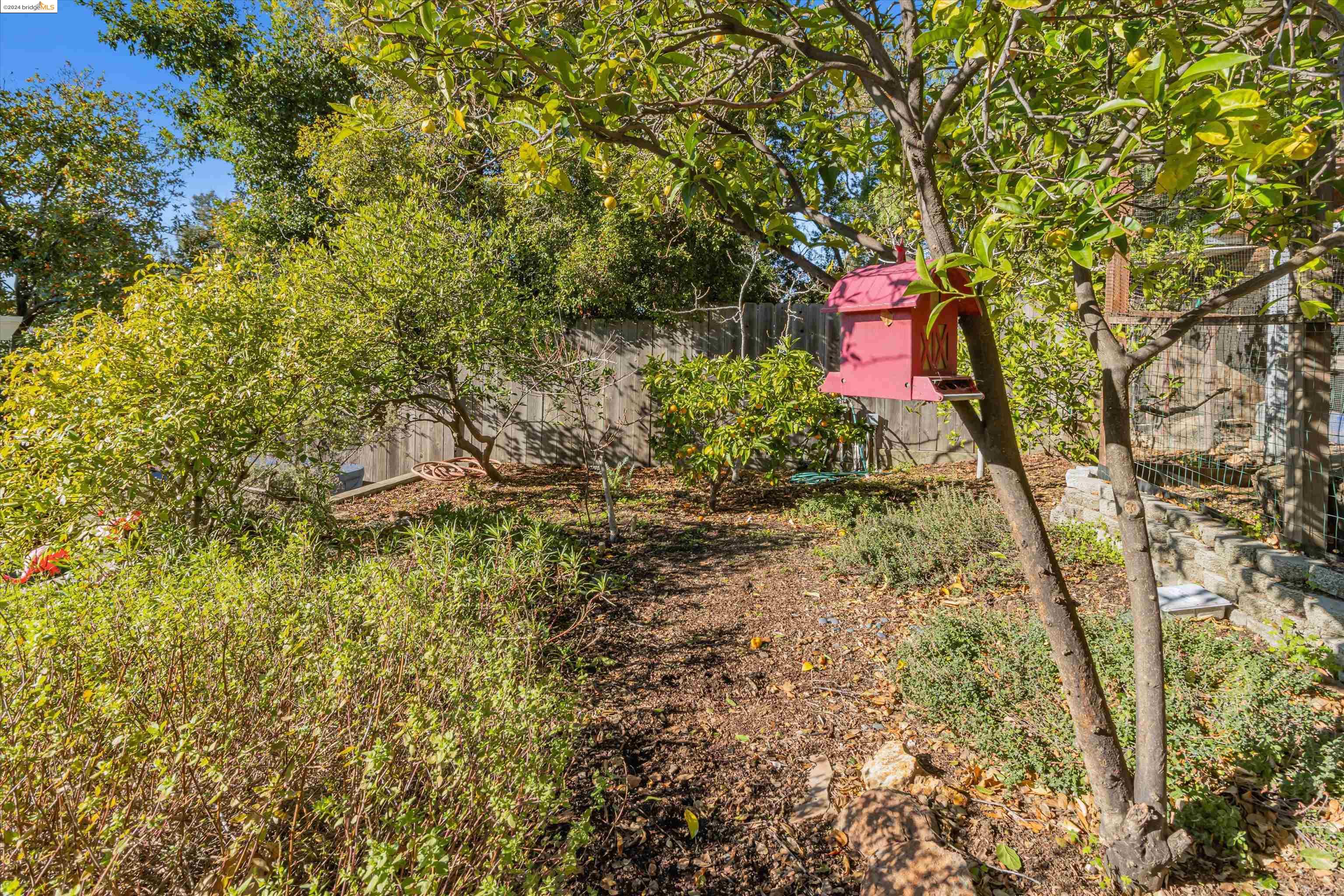 6100 Outlook Ave