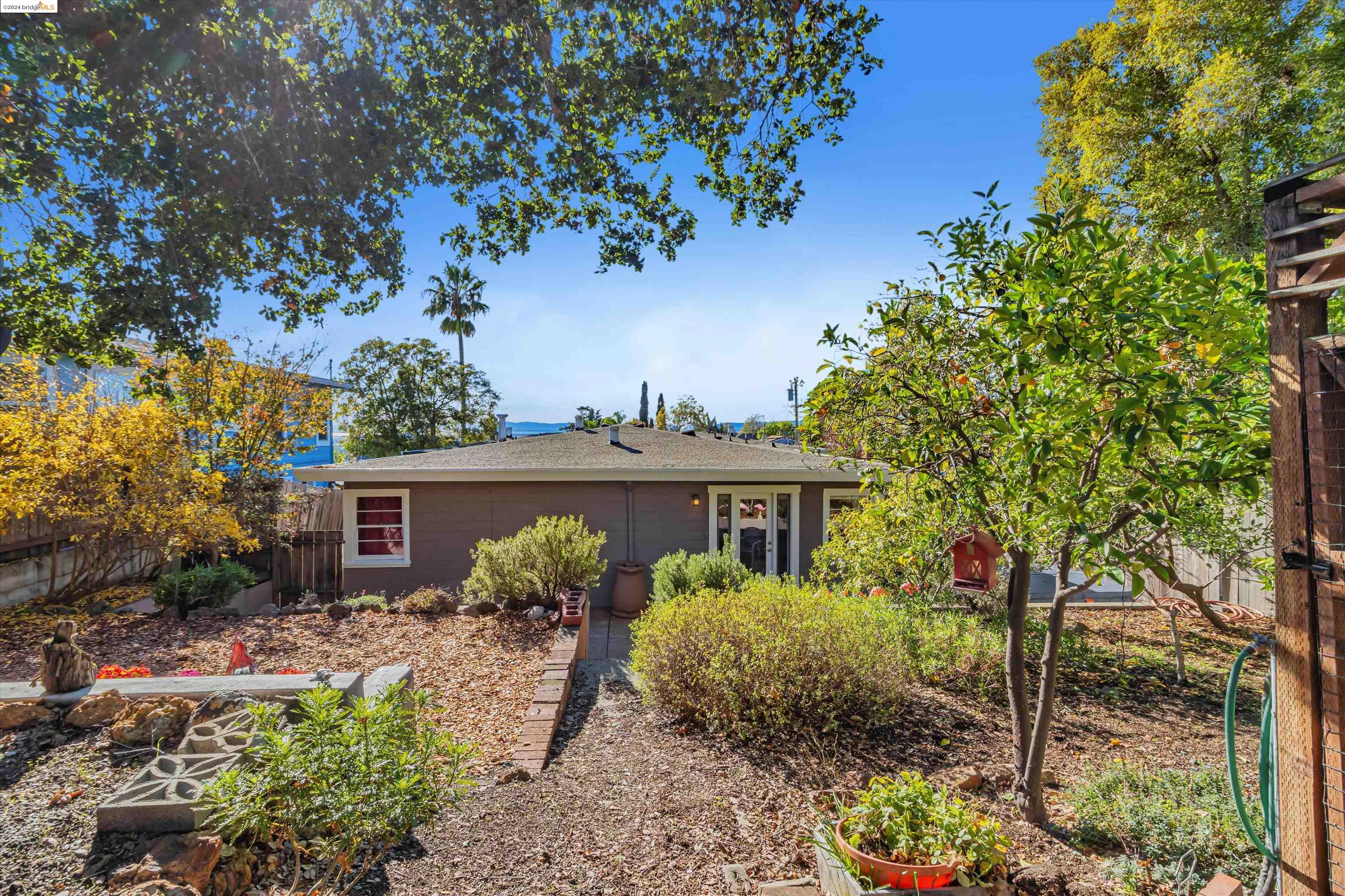 6100 Outlook Ave