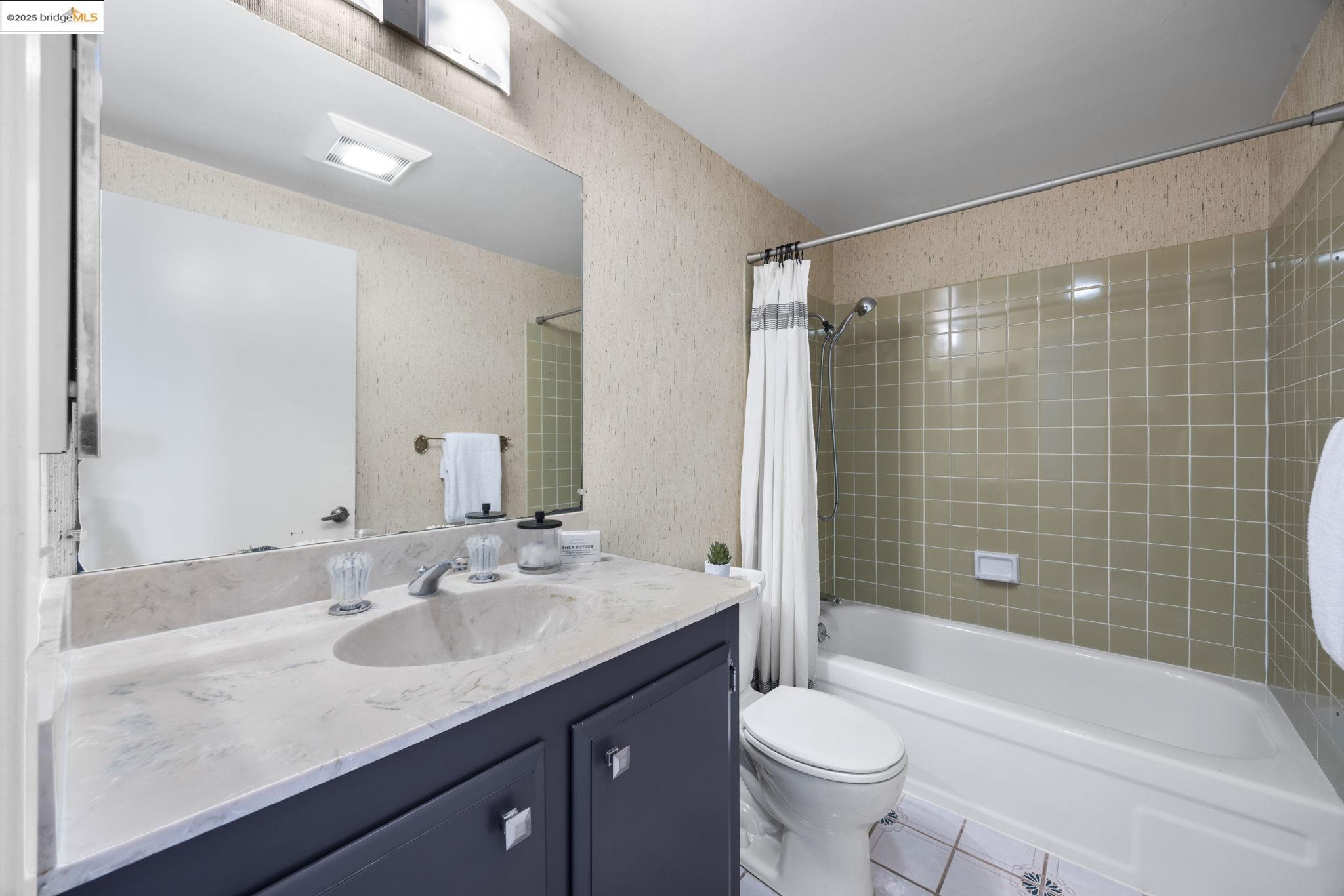 40 Sereno Cir