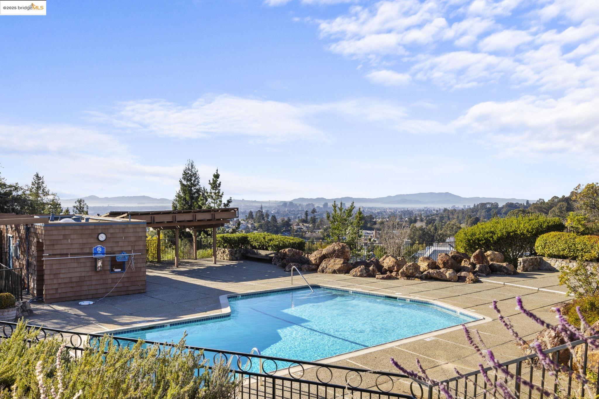 40 Sereno Cir