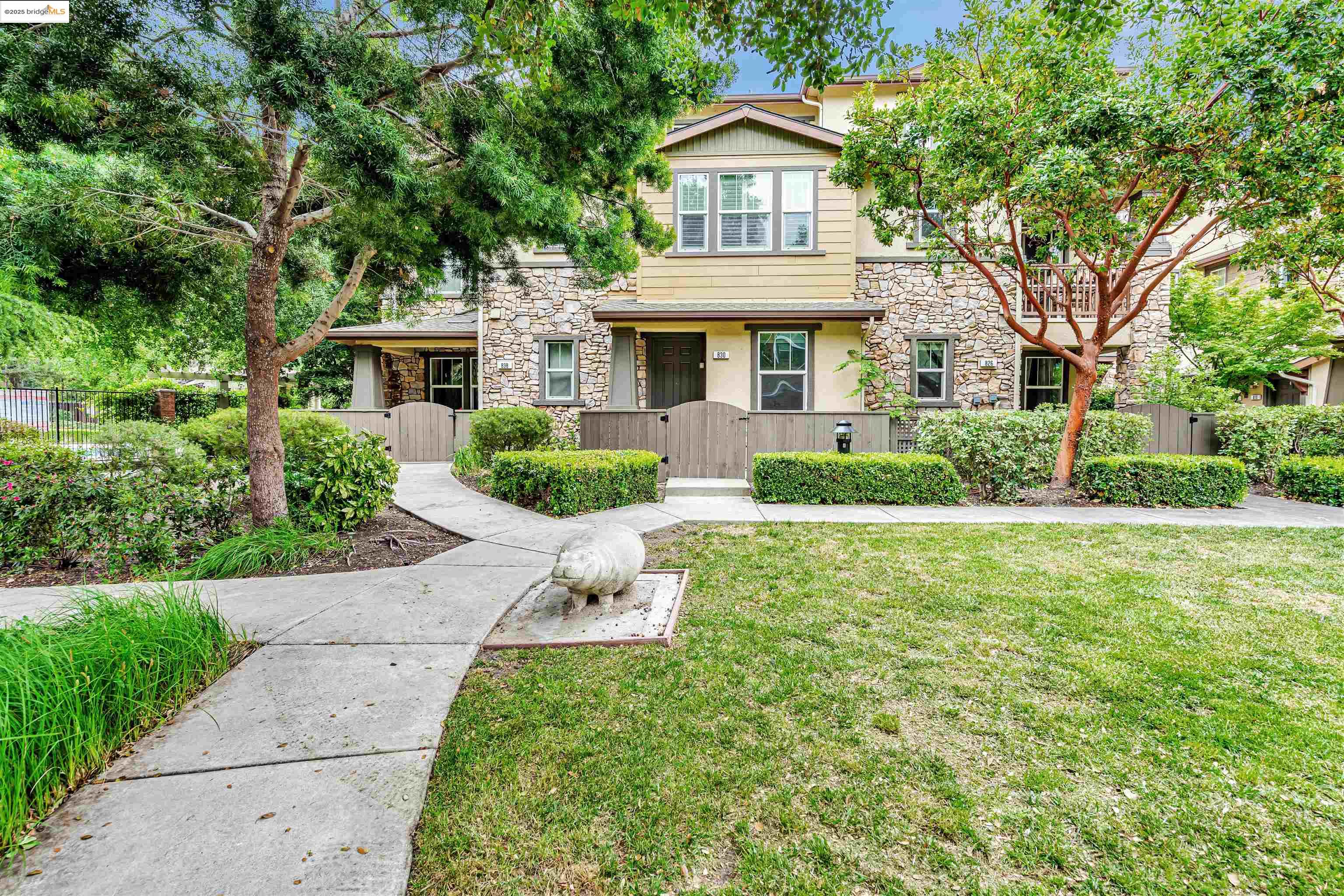 830 El Paseo Cir