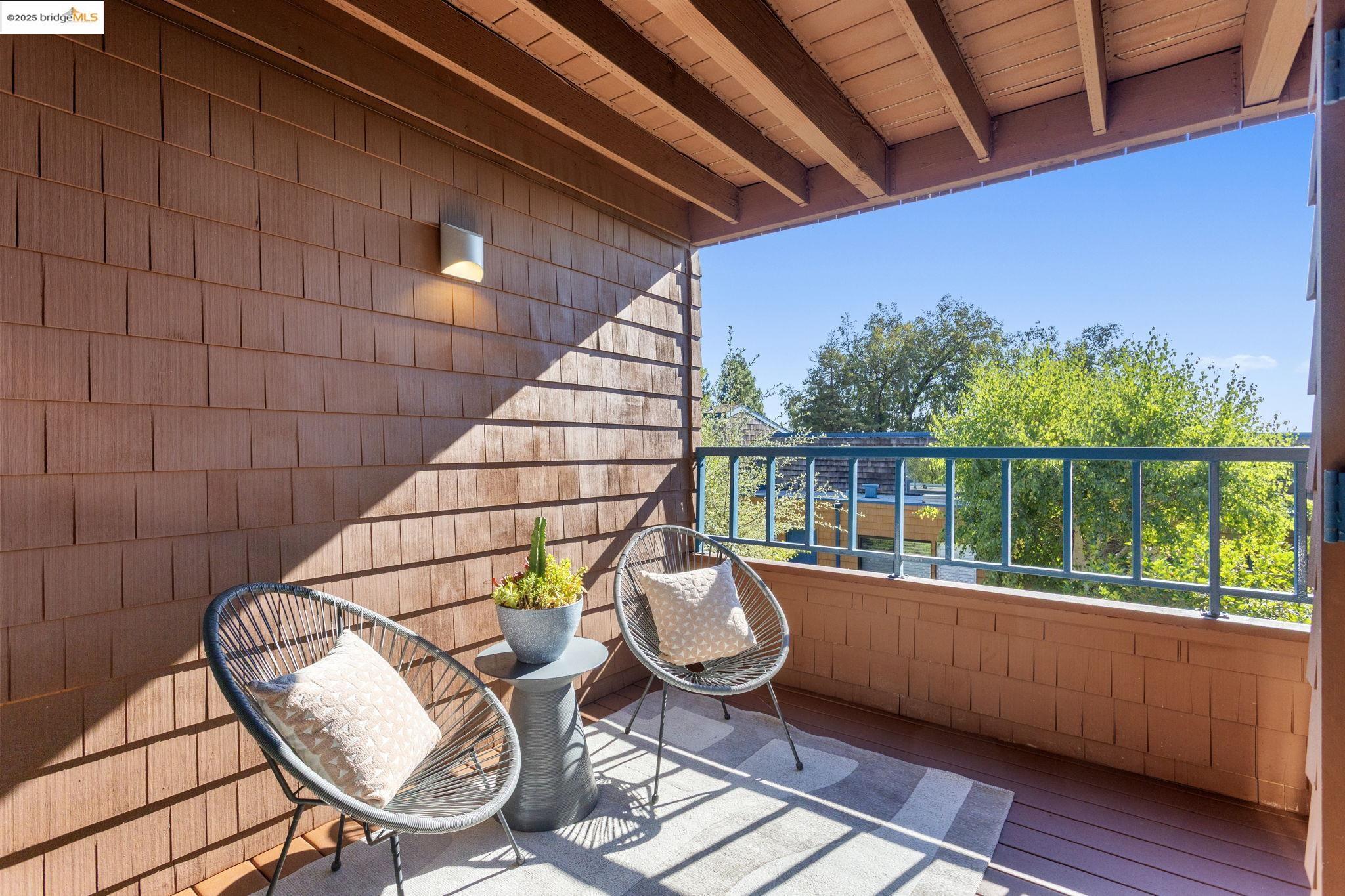 5 Sereno Cir
