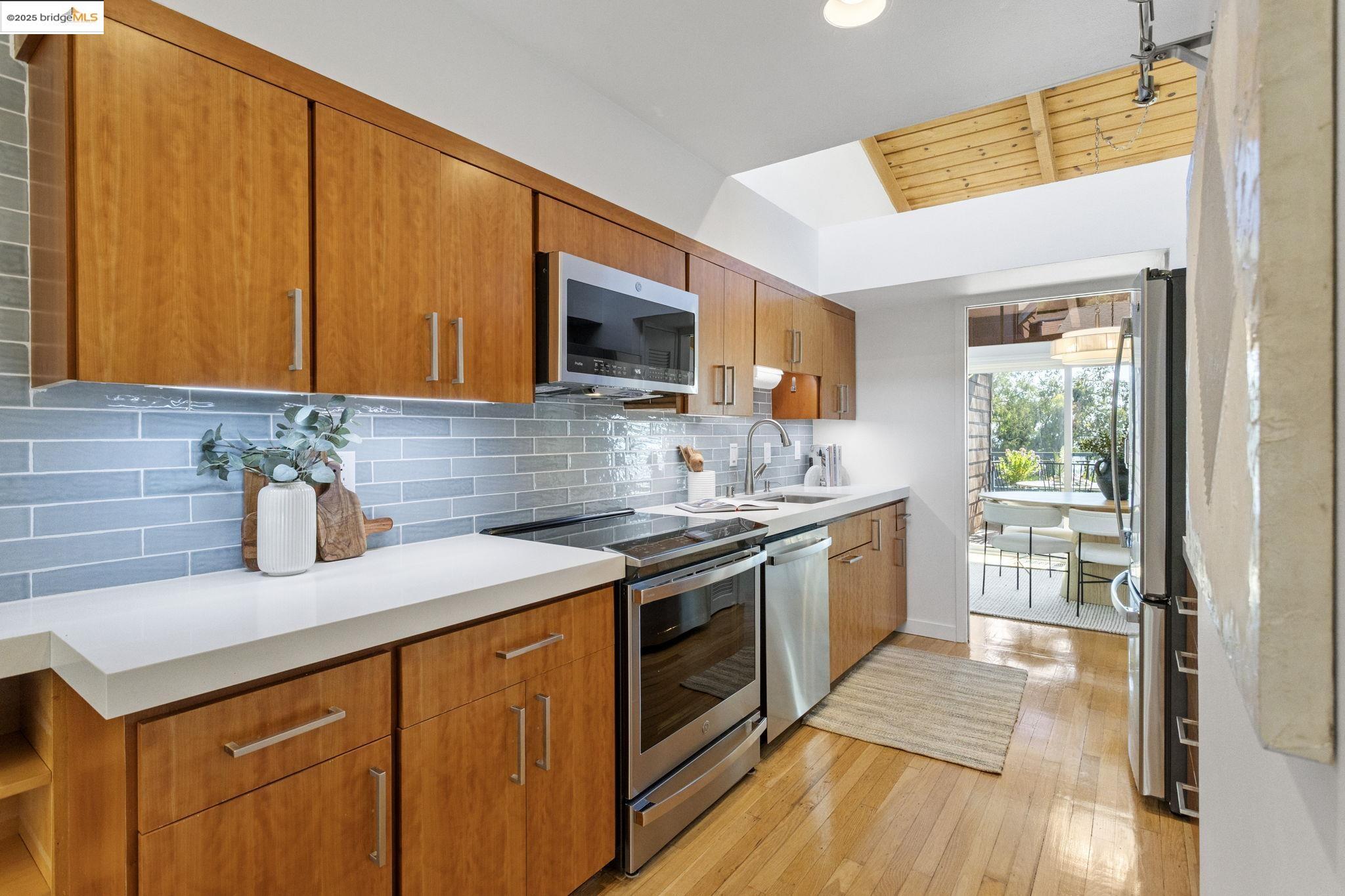 5 Sereno Cir