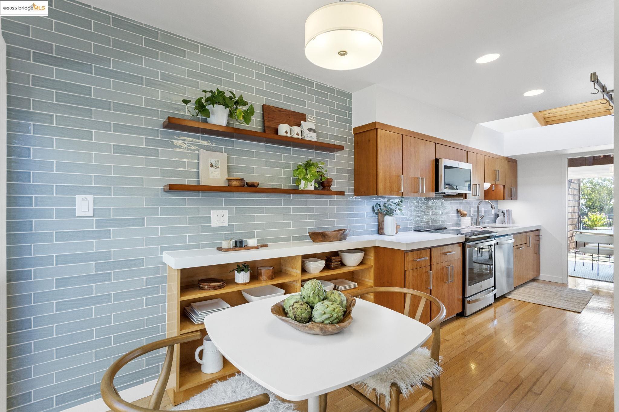 5 Sereno Cir