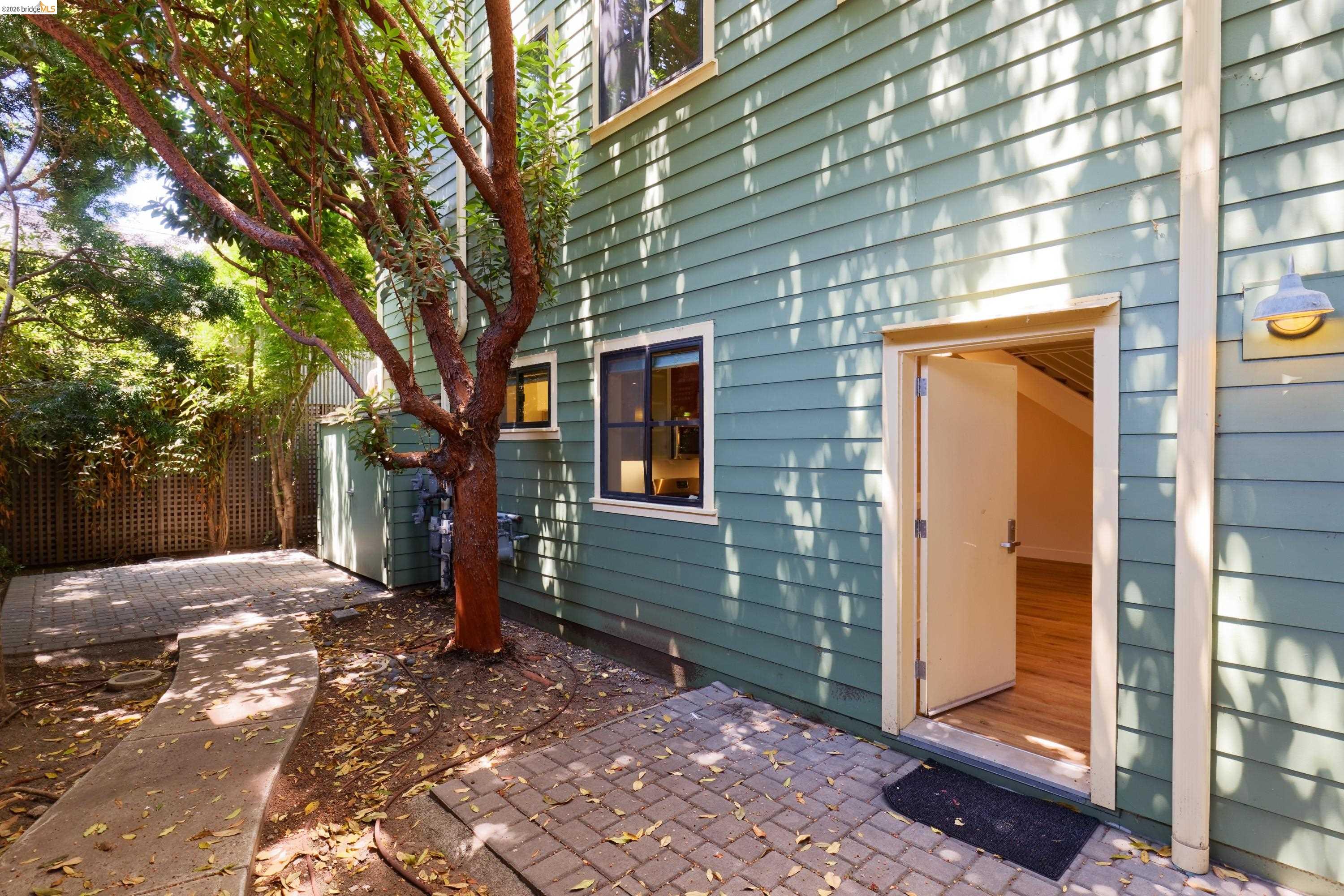 1565 32nd Street # 4