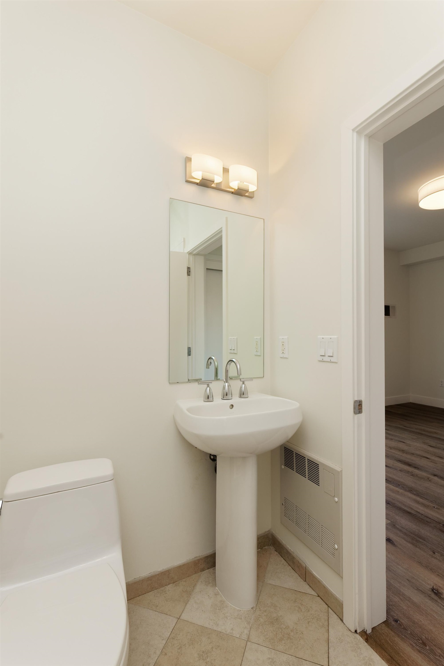 1565 32nd Street # 4