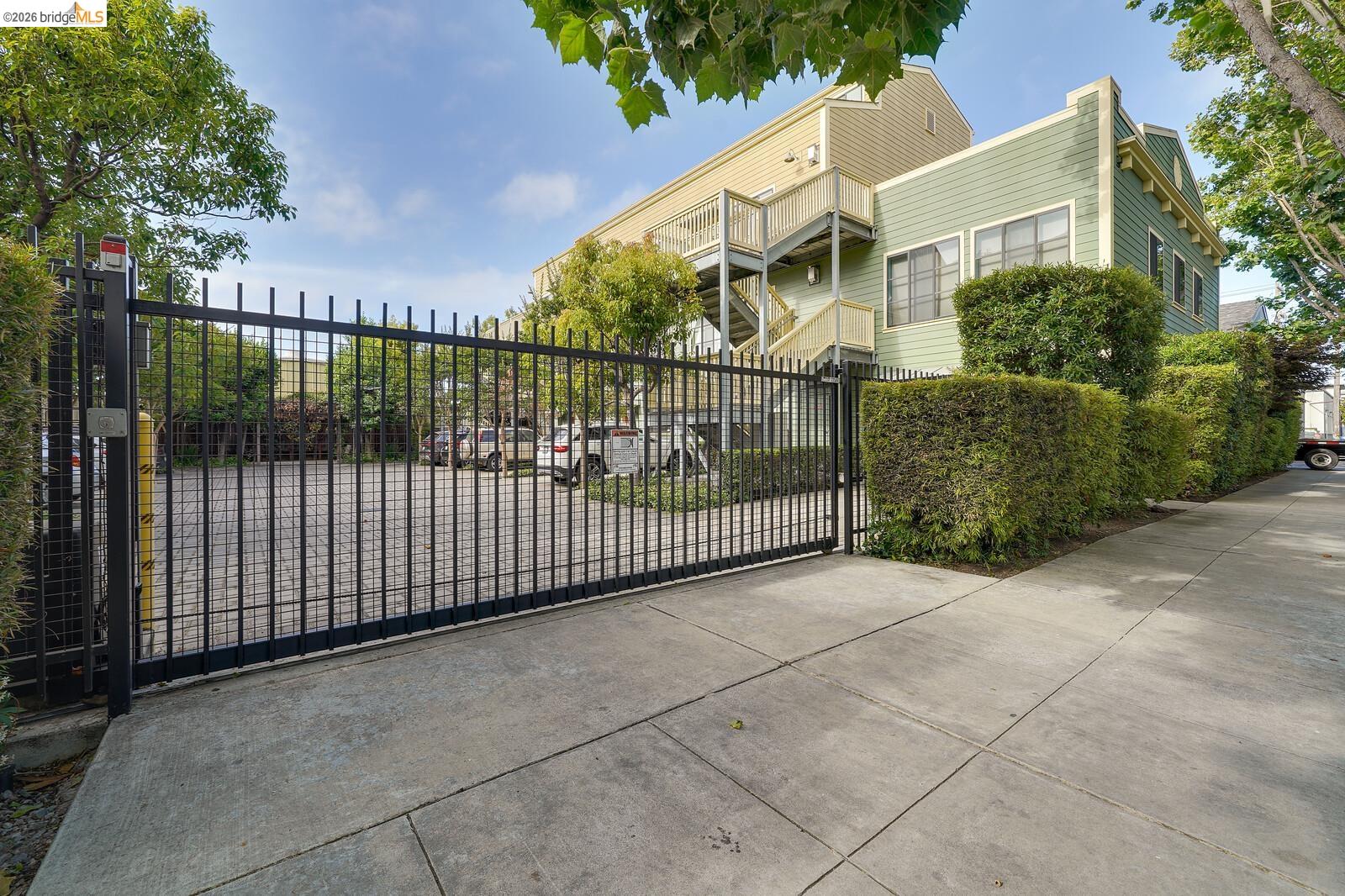 1565 32nd Street # 4