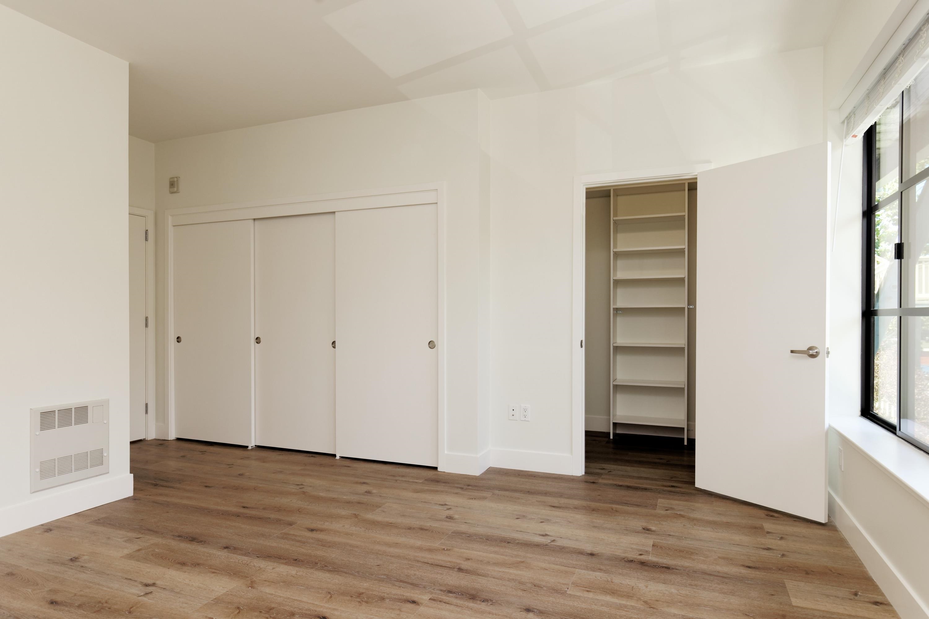 1565 32nd Street # 4