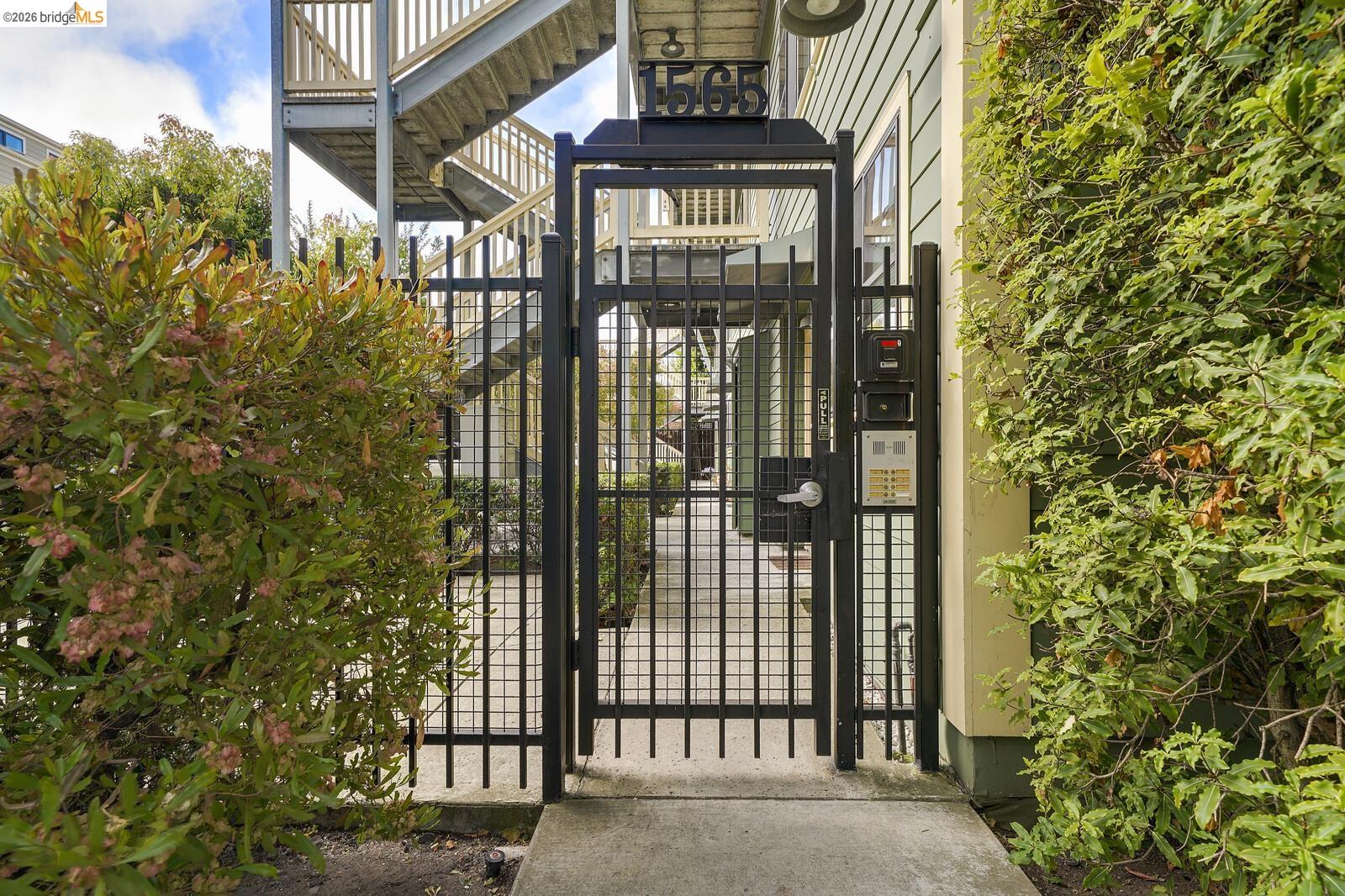 1565 32nd Street # 4