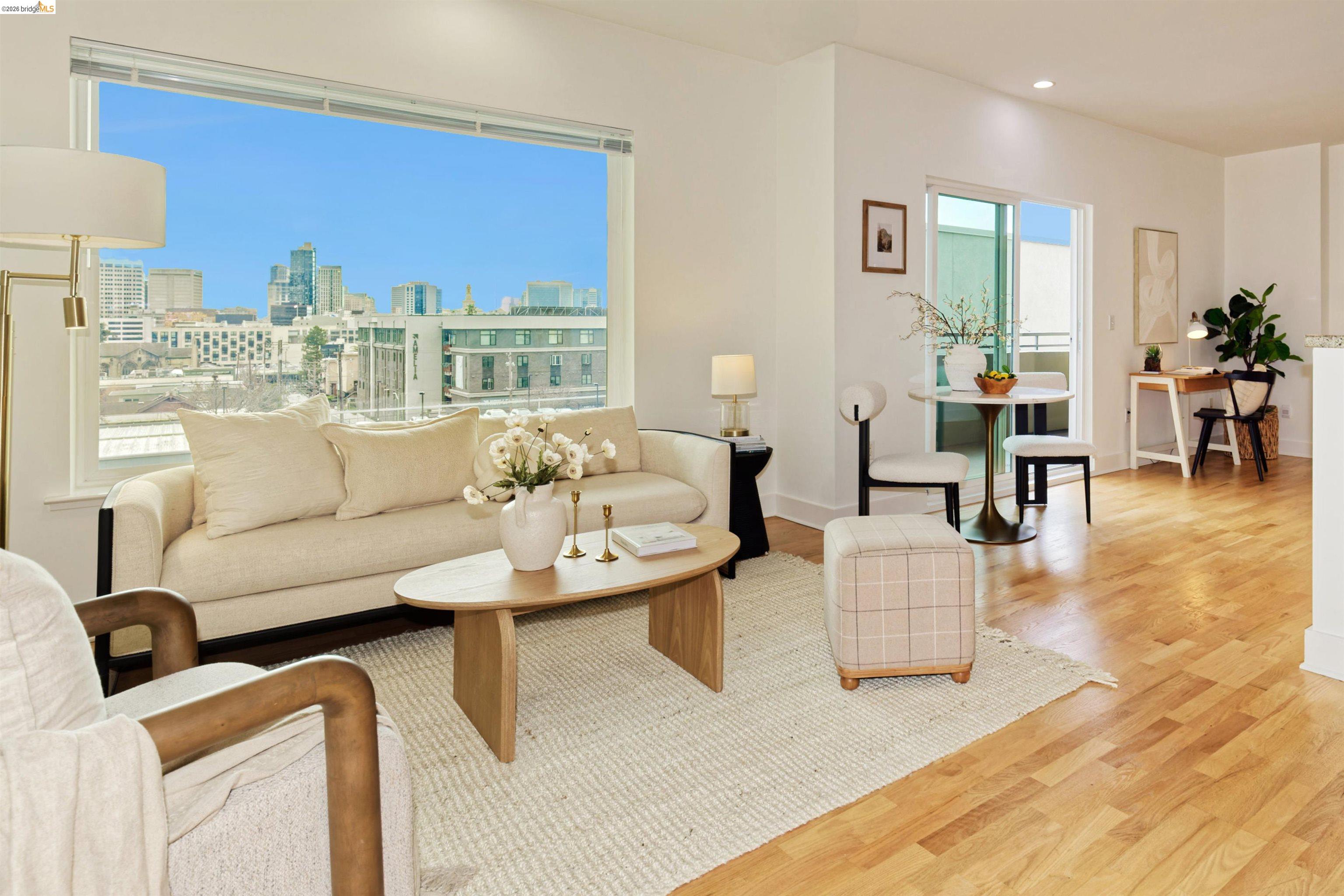 371 30th Street # 404