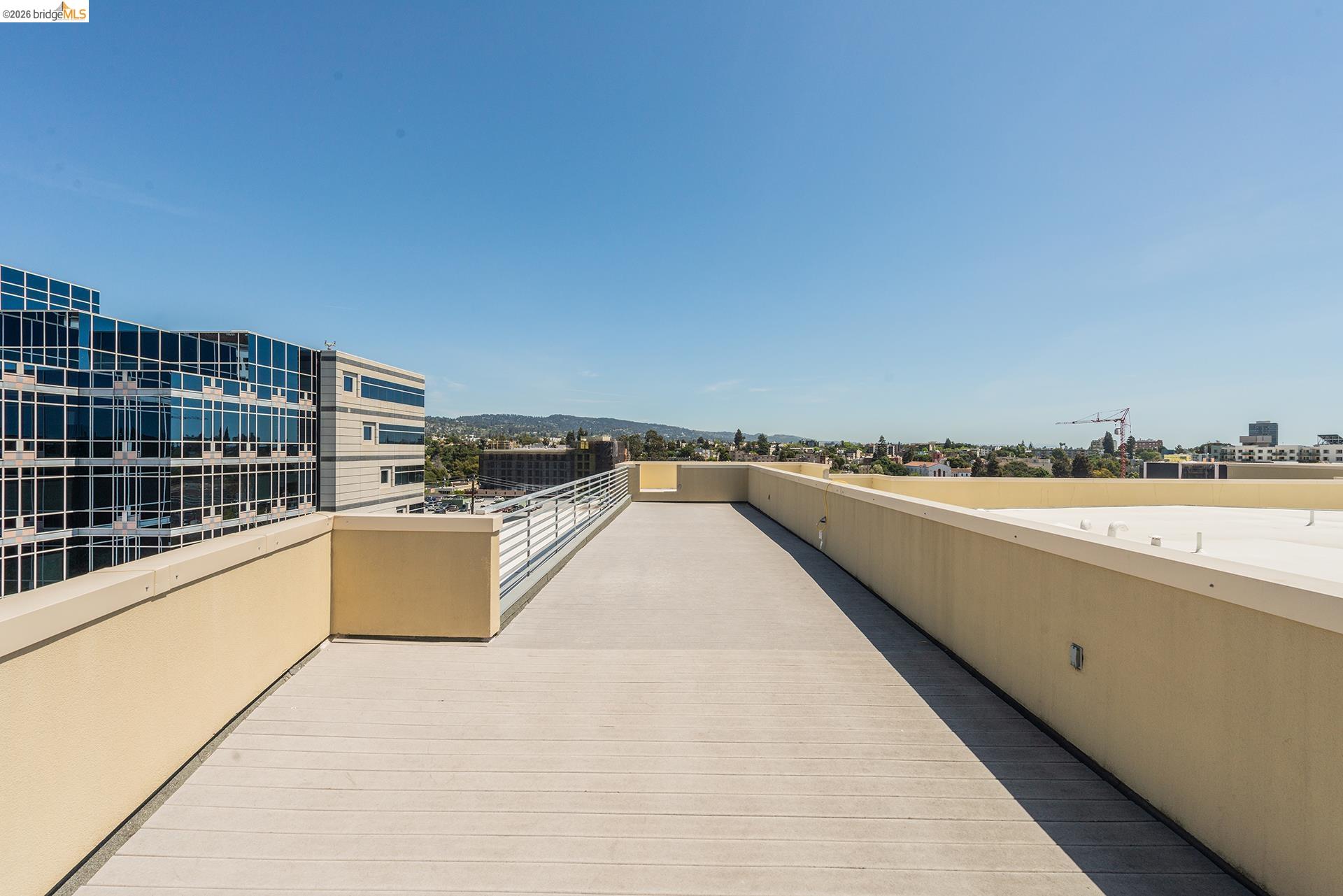 371 30th Street # 404