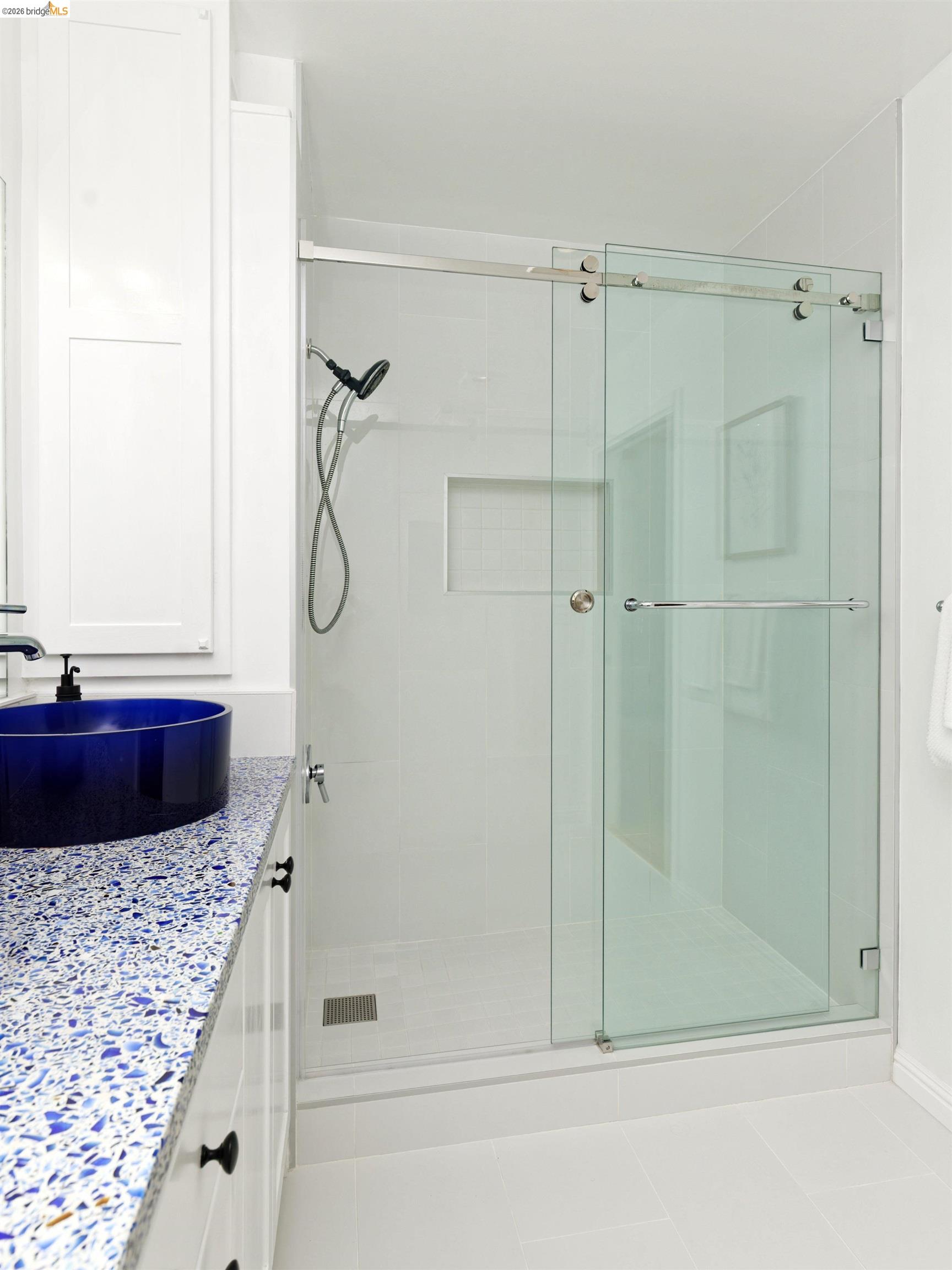 371 30th Street # 404