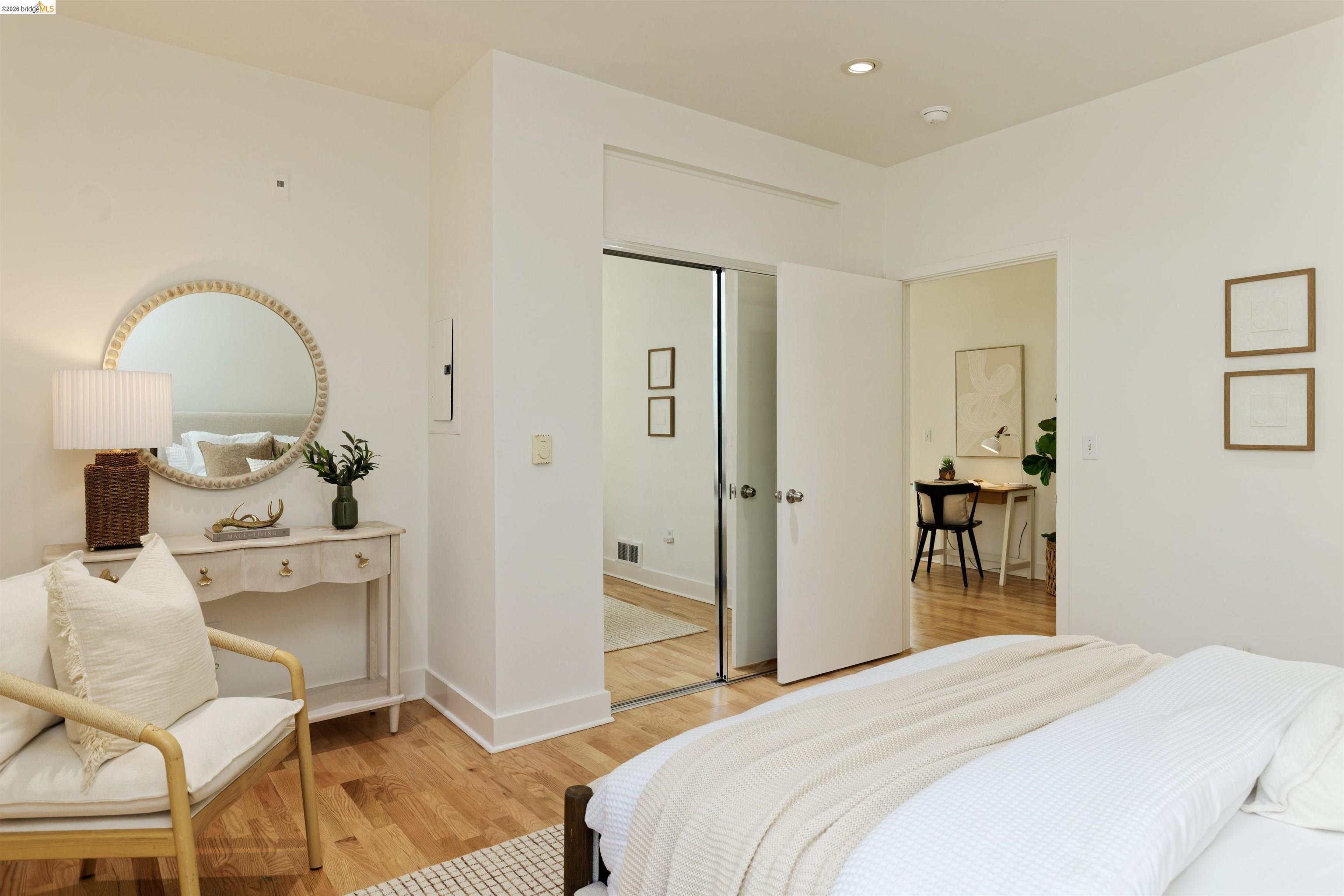 371 30th Street # 404