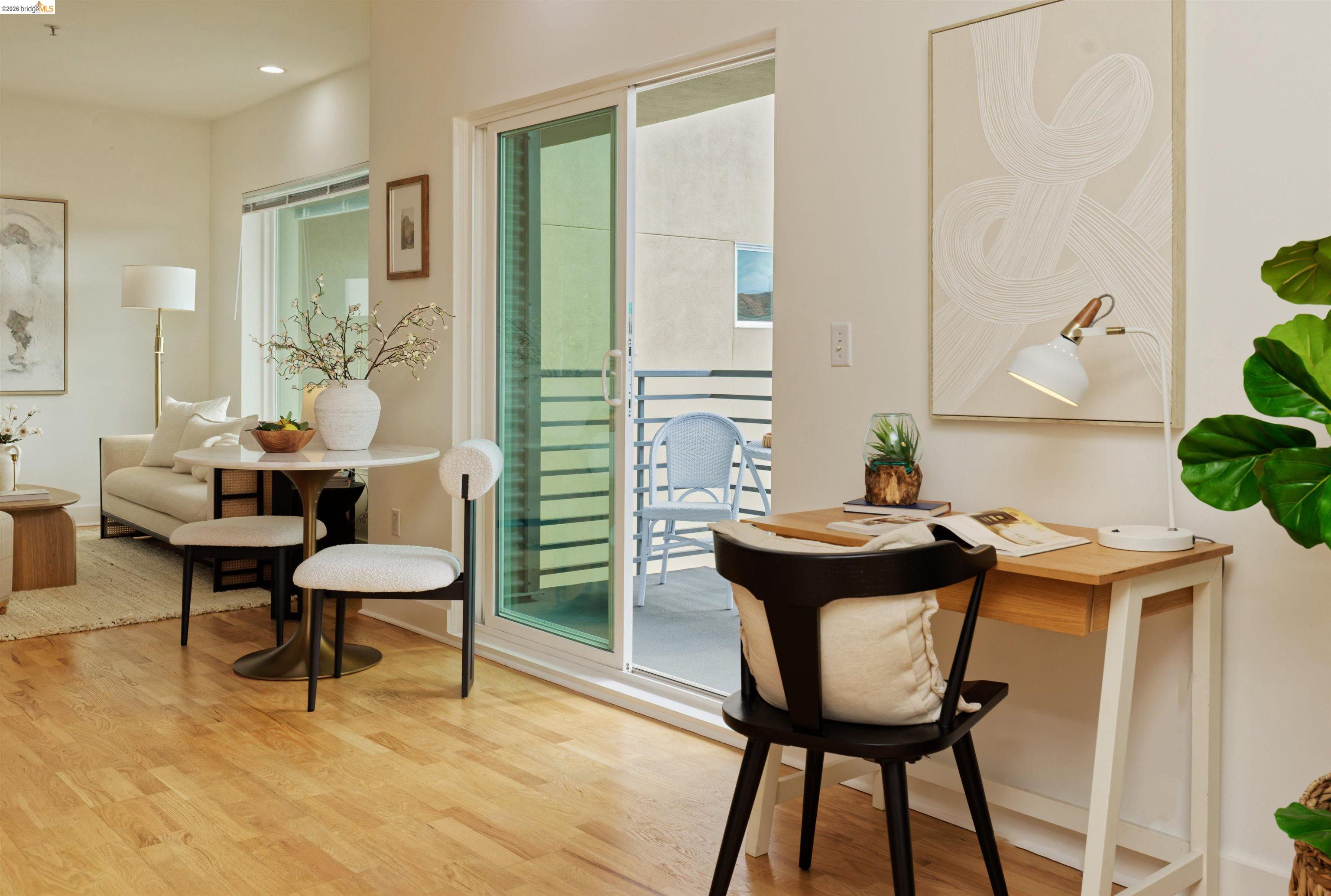 371 30th Street # 404