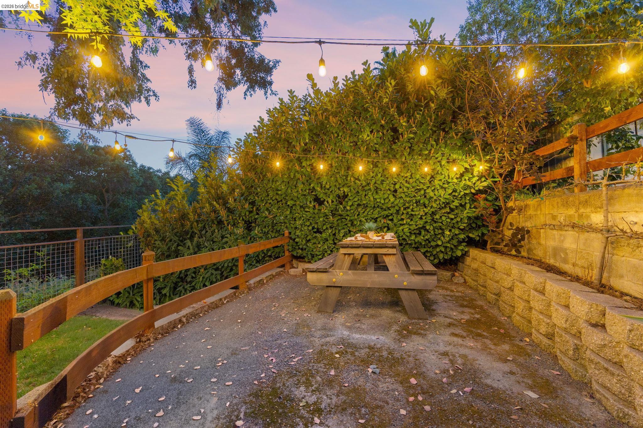1665 Highland Blvd